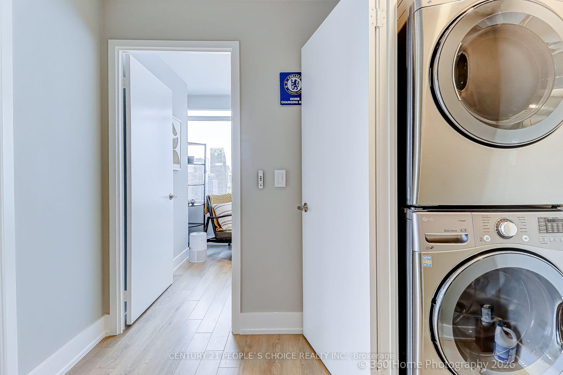 Photo 27 of Unit PH5201, 25 Telegram Mews, Toronto, Waterfront Communities — HOMEH