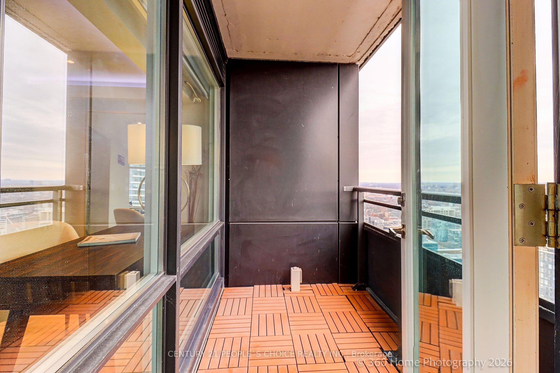 Photo 29 of Unit PH5201, 25 Telegram Mews, Toronto, Waterfront Communities — HOMEH