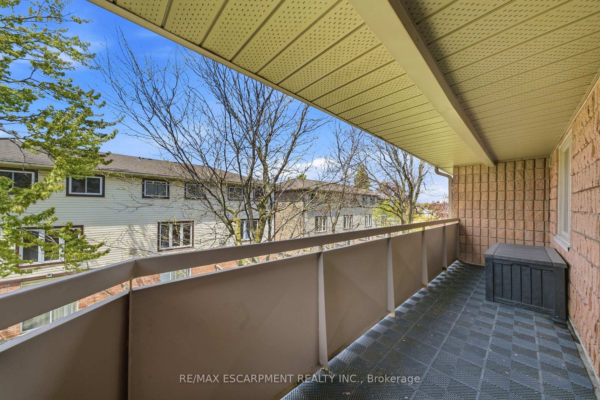 Photo 29 of Unit 303, 416 Limeridge Road E, Hamilton, Bruleville — HOMEH