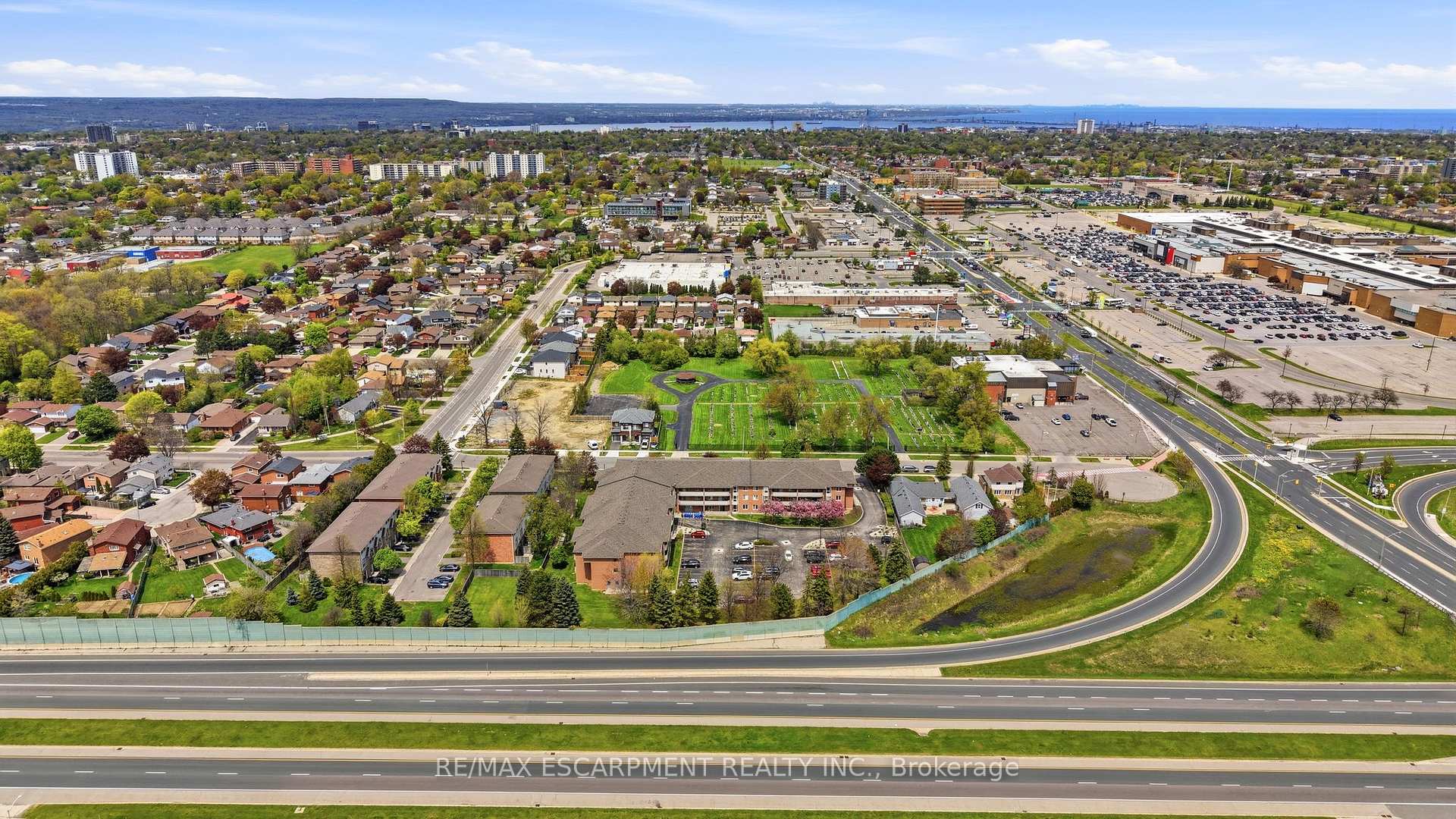 Photo 40 of Unit 303, 416 Limeridge Road E, Hamilton, Bruleville — HOMEH