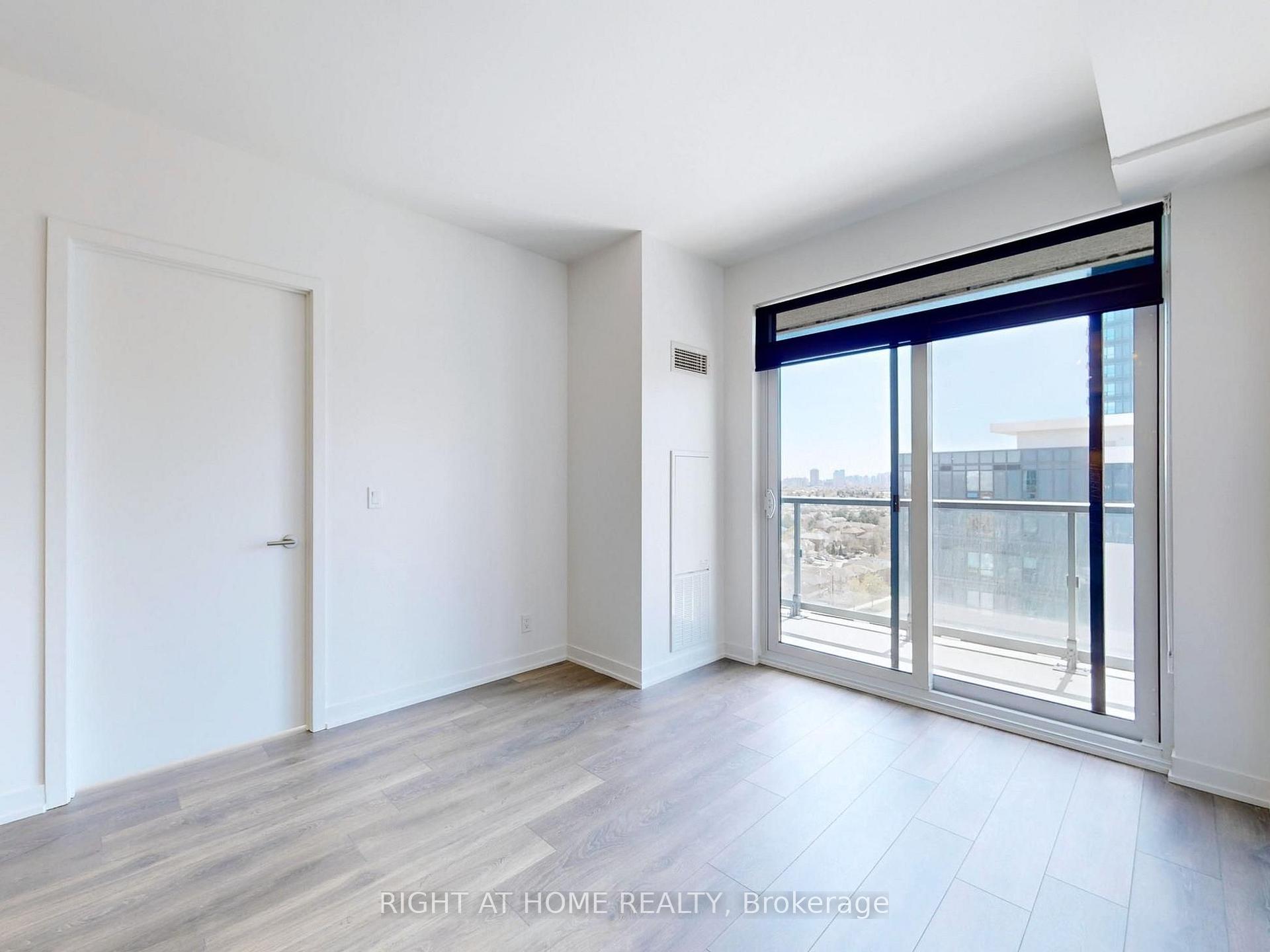 Photo 3 of Unit 19, 7950 Bathurst Street, Vaughan, Beverley Glen — HOMEH