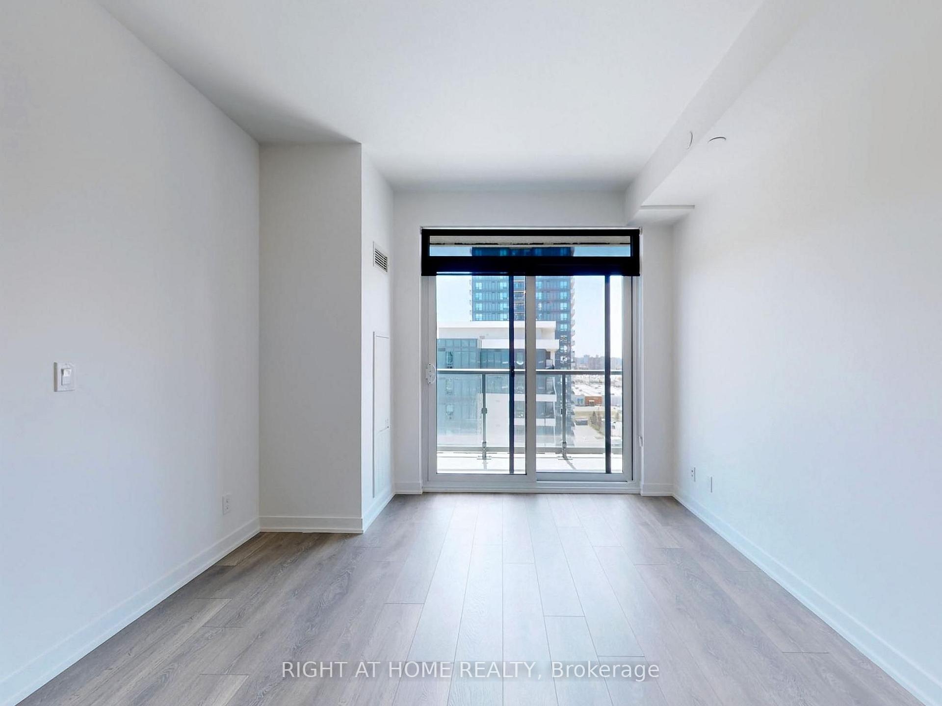Photo 4 of Unit 19, 7950 Bathurst Street, Vaughan, Beverley Glen — HOMEH