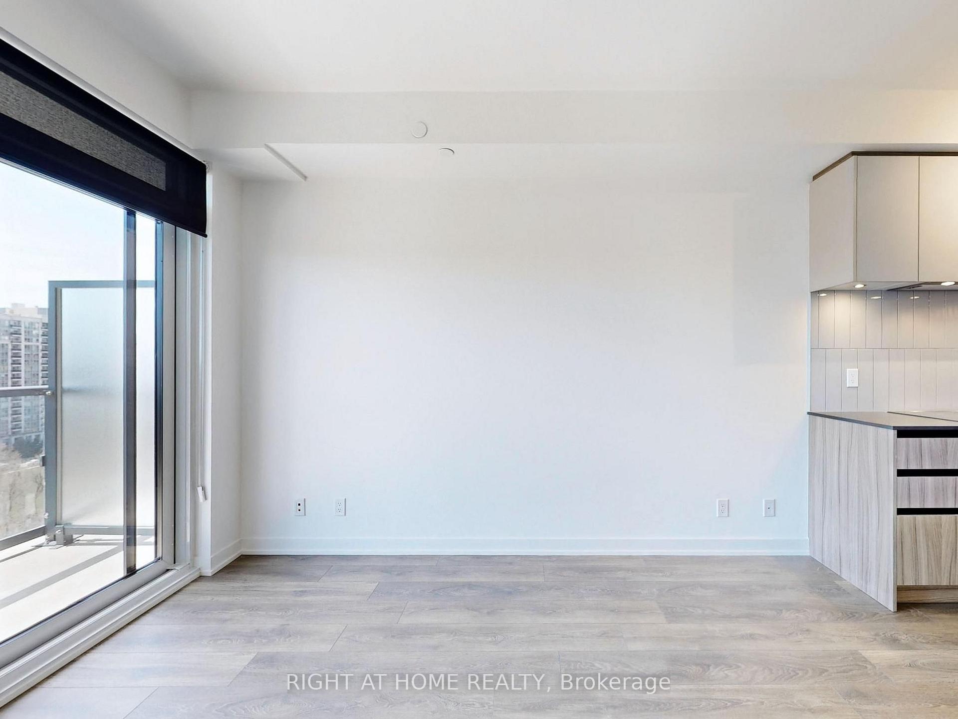 Photo 5 of Unit 19, 7950 Bathurst Street, Vaughan, Beverley Glen — HOMEH