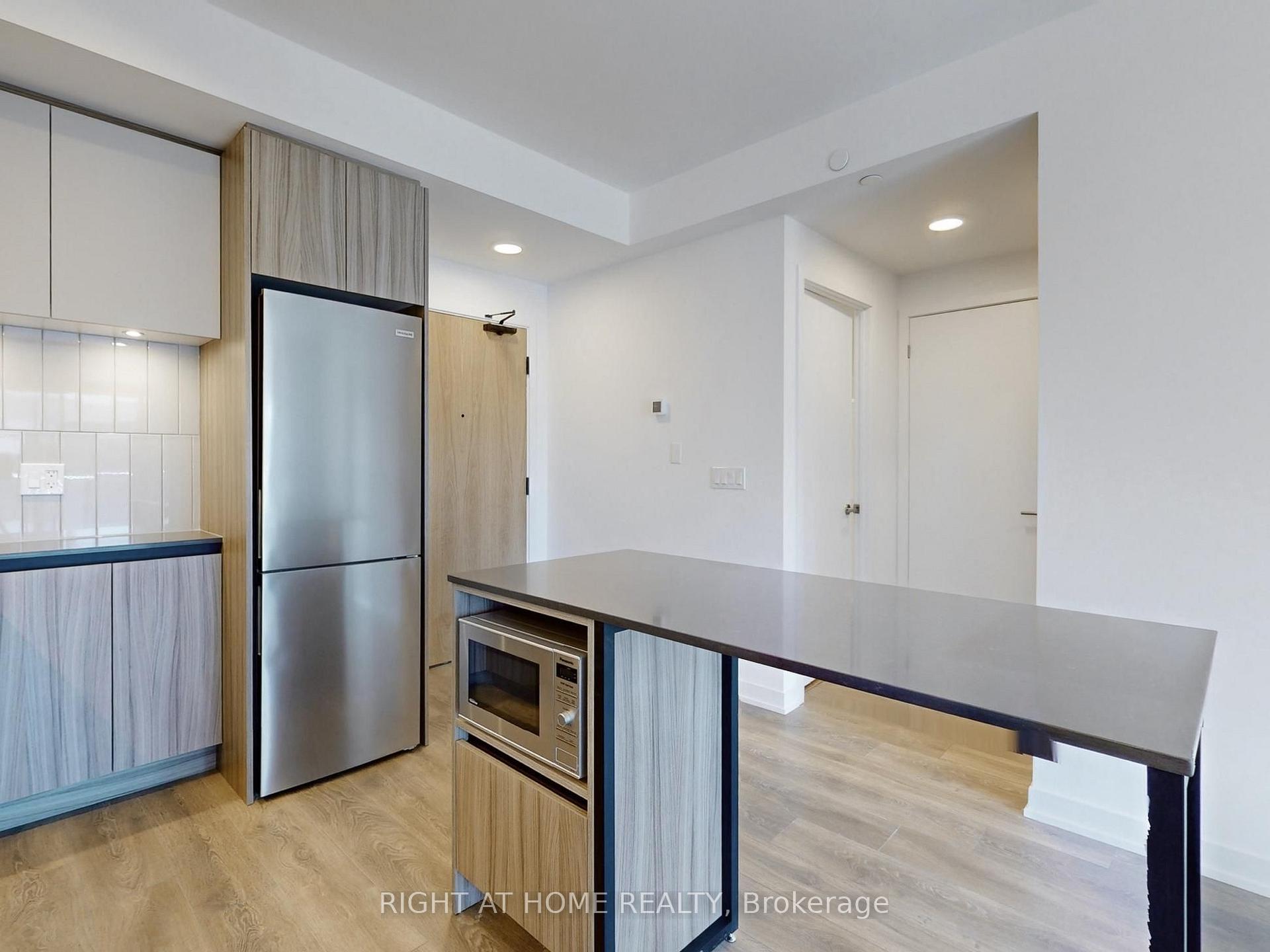 Photo 11 of Unit 19, 7950 Bathurst Street, Vaughan, Beverley Glen — HOMEH