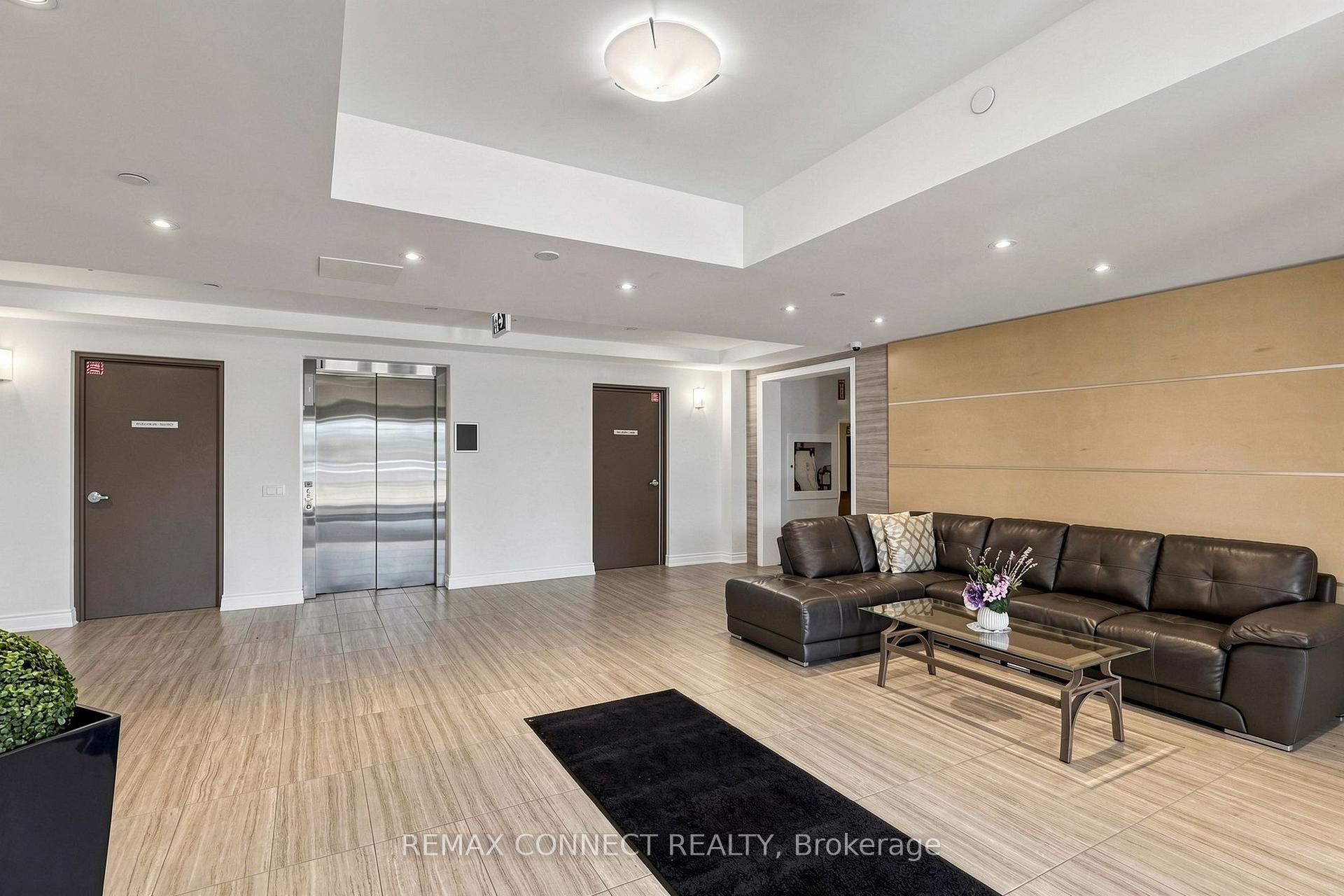 Photo 2 of Unit 307, 84 Aspen Springs Drive, Clarington, Bowmanville — HOMEH
