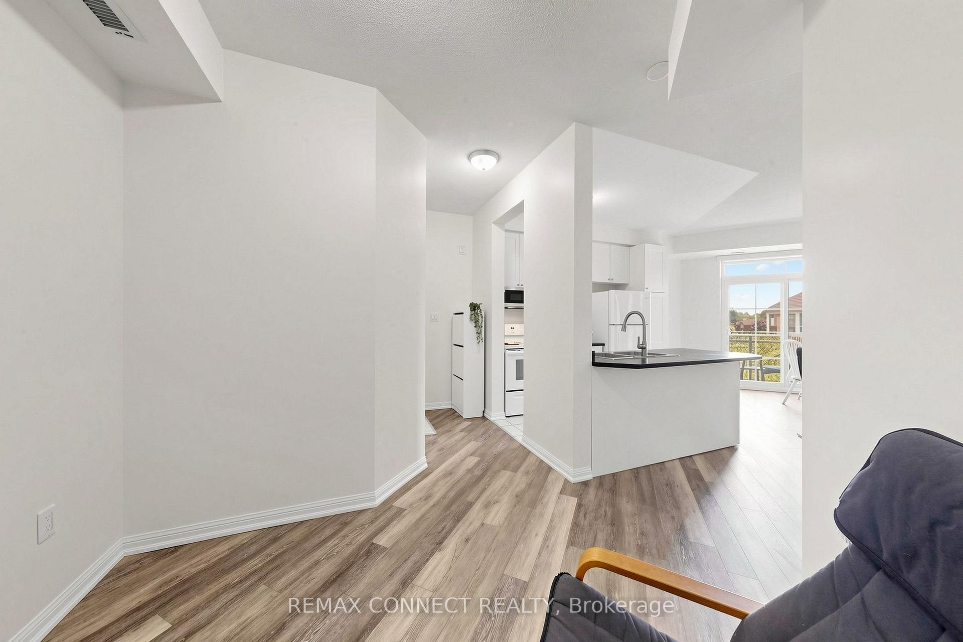 Photo 16 of Unit 307, 84 Aspen Springs Drive, Clarington, Bowmanville — HOMEH