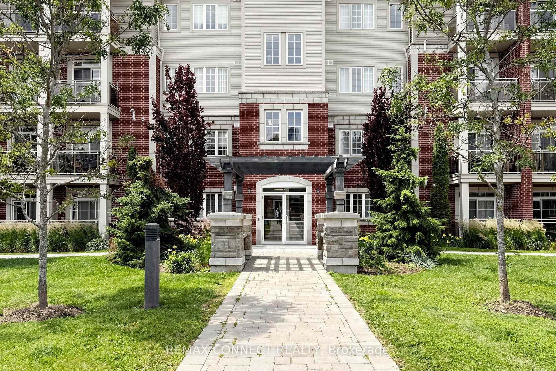 Photo 33 of Unit 307, 84 Aspen Springs Drive, Clarington, Bowmanville — HOMEH