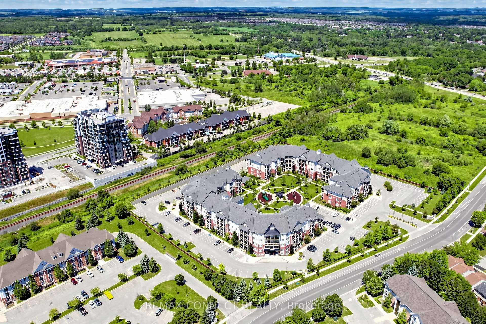 Photo 42 of Unit 307, 84 Aspen Springs Drive, Clarington, Bowmanville — HOMEH
