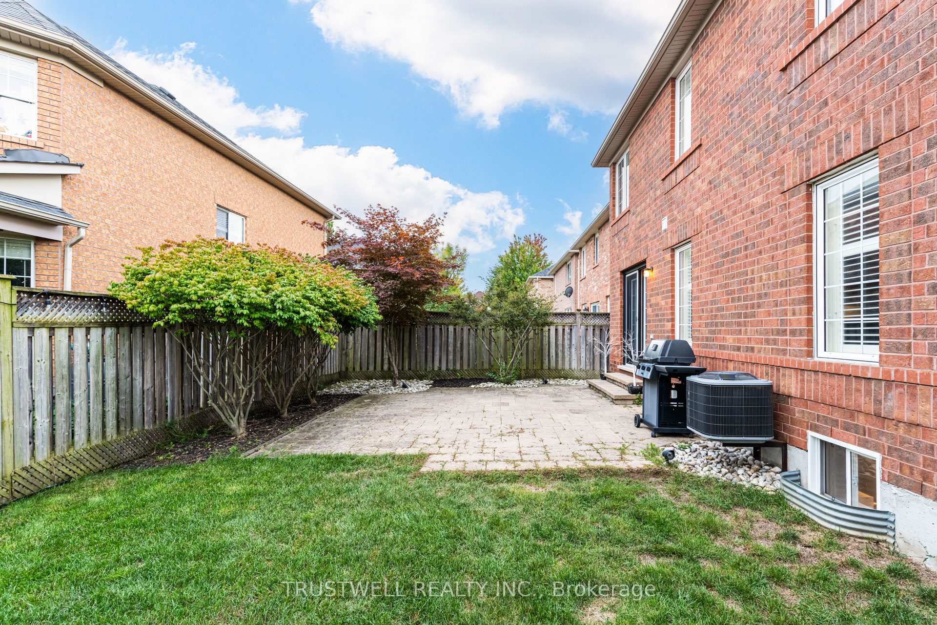 Photo 85 of 687 Irving Terrace, Milton, Beaty — HOMEH