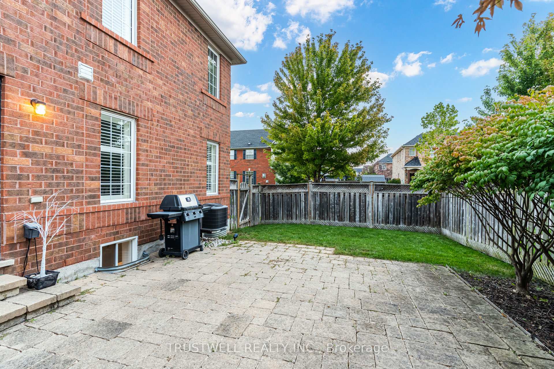 Photo 86 of 687 Irving Terrace, Milton, Beaty — HOMEH