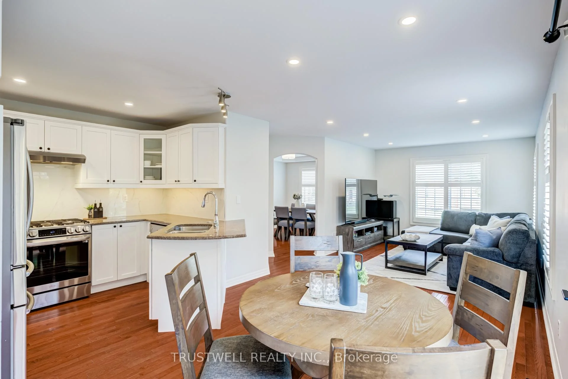Photo 53 of 687 Irving Terrace, Milton, Beaty — HOMEH
