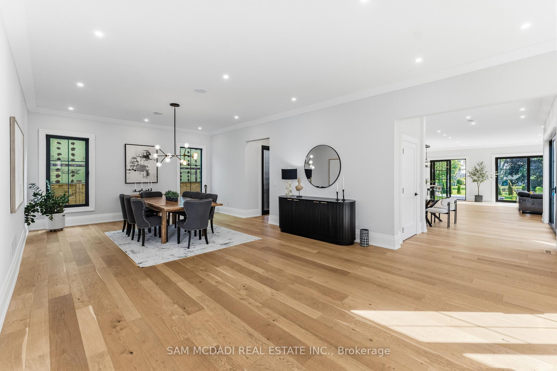 Photo 7 of 584 Fourth Line, Oakville, West — HOMEH