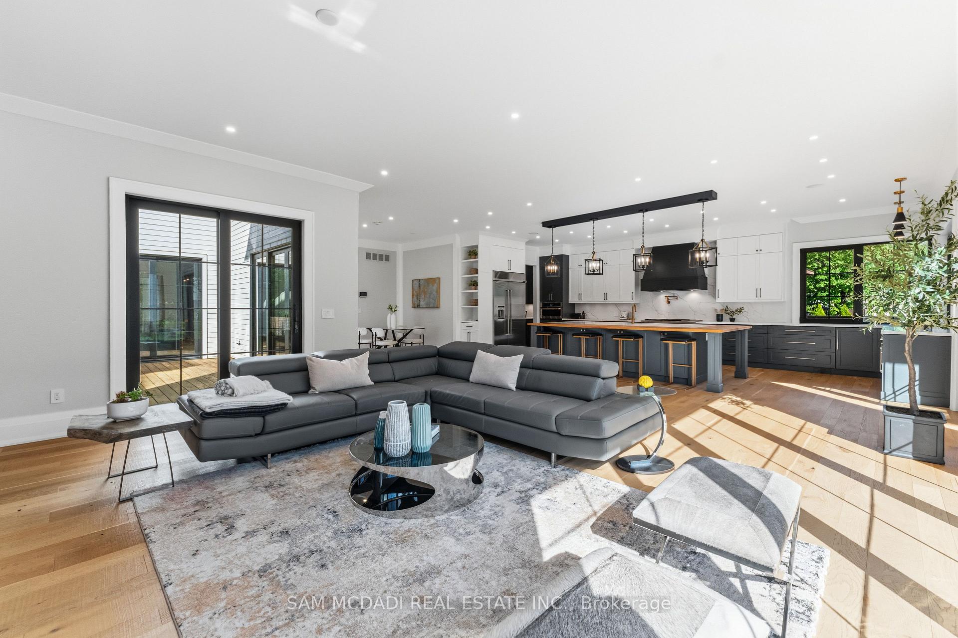 Photo 14 of 584 Fourth Line, Oakville, West — HOMEH