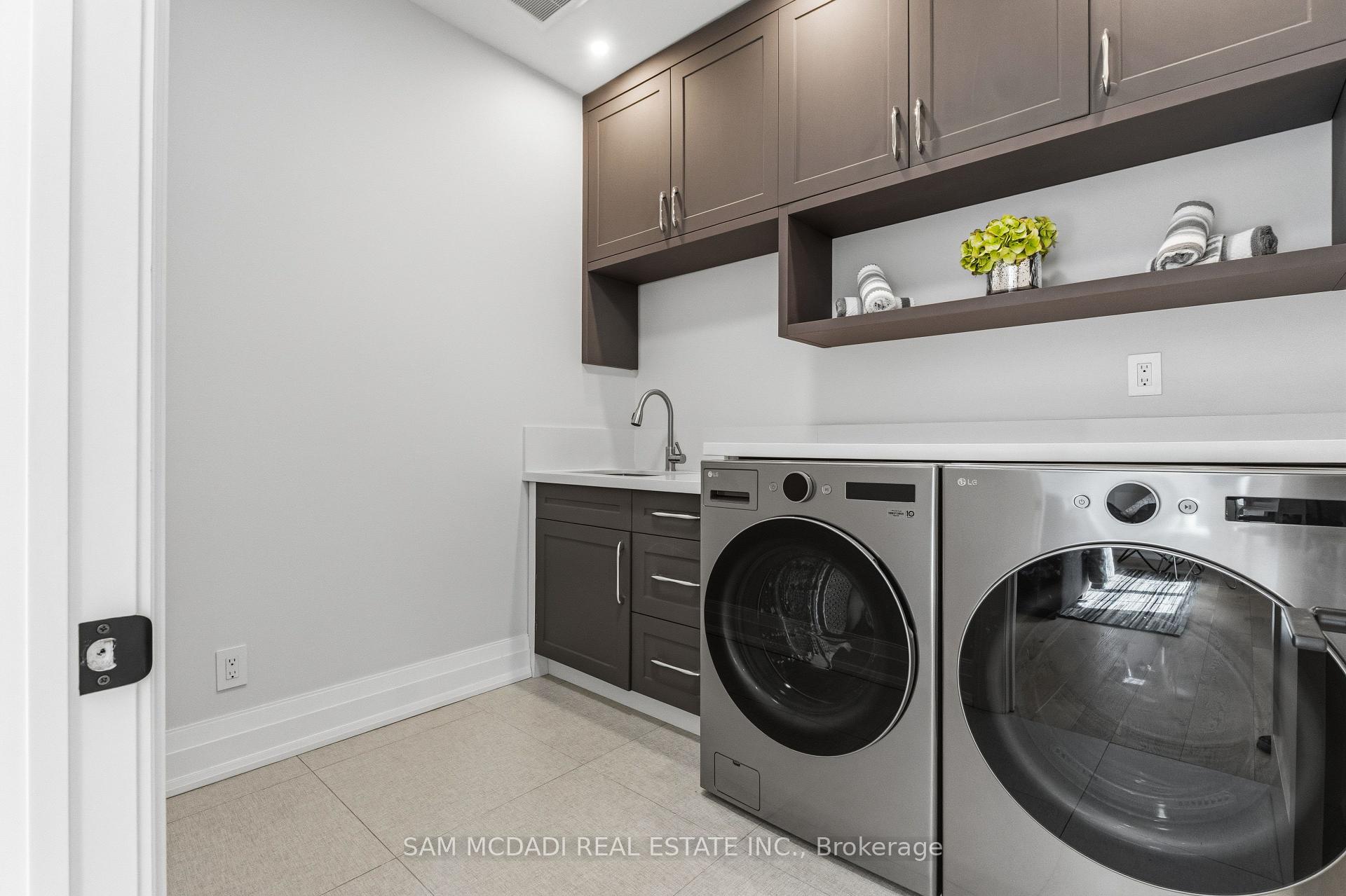 Photo 31 of 584 Fourth Line, Oakville, West — HOMEH
