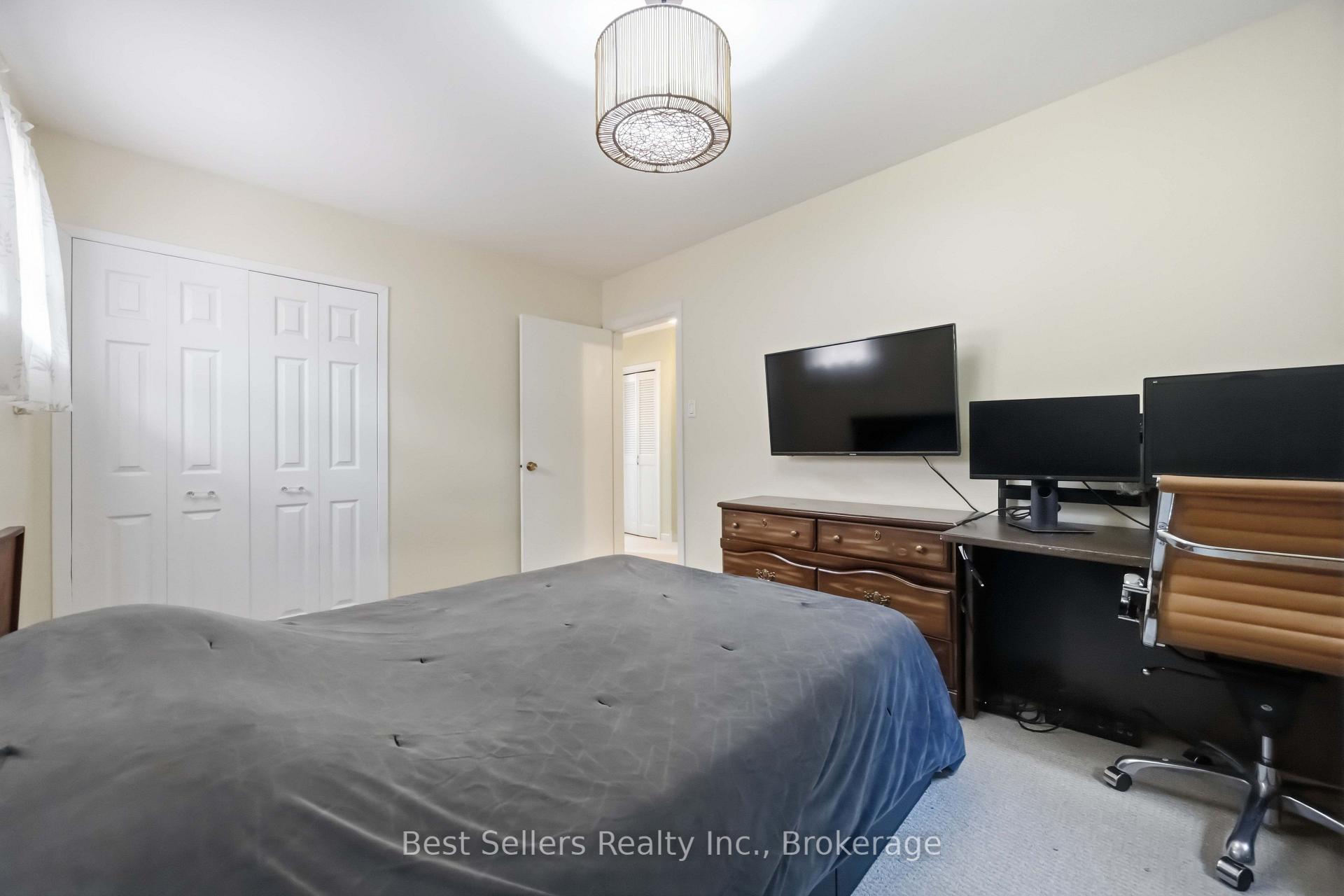 Photo 17 of 5 Benfrisco Crescent, Scarborough, Woburn — HOMEH