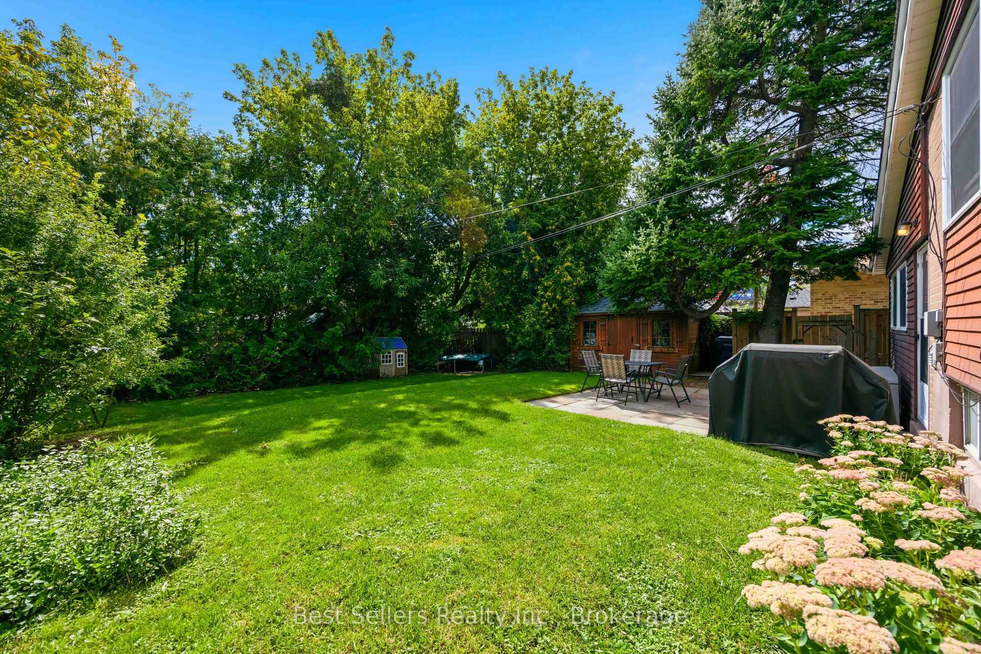 Photo 29 of 5 Benfrisco Crescent, Scarborough, Woburn — HOMEH