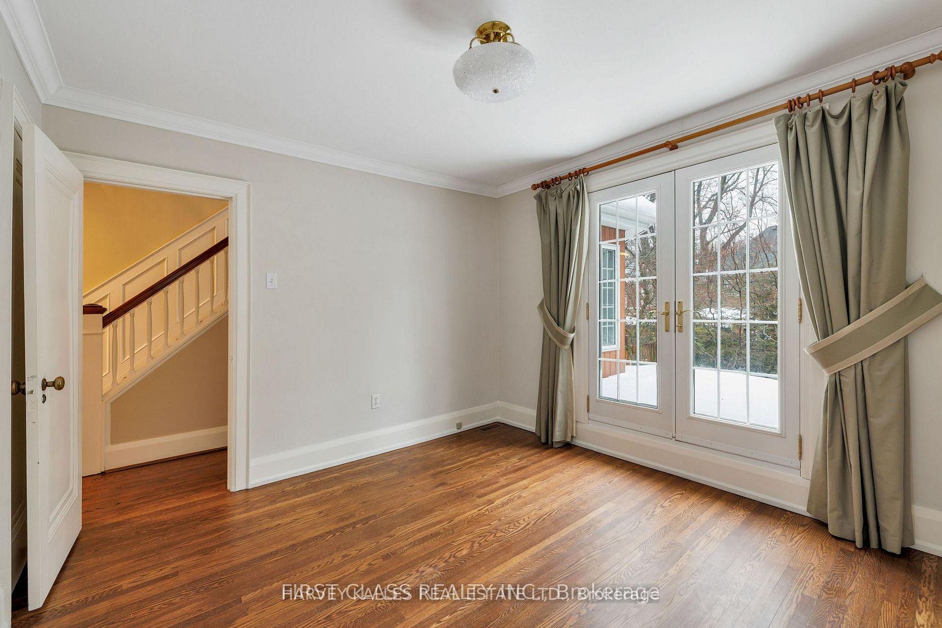 Photo 36 of 80 Douglas Drive, Toronto, Rosedale-Moore Park — HOMEH