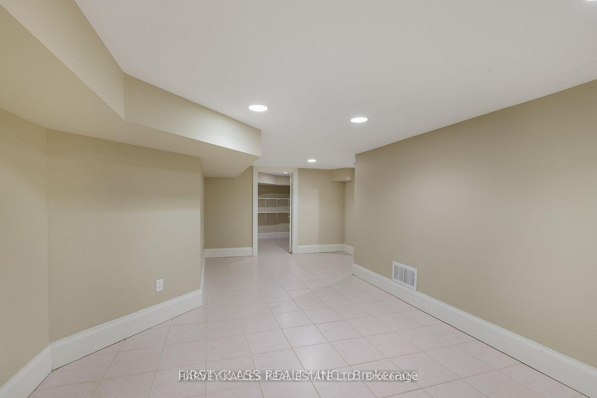 Photo 46 of 80 Douglas Drive, Toronto, Rosedale-Moore Park — HOMEH