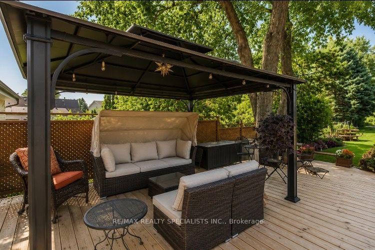 Photo 37 of 32 Falconer Drive, Mississauga, Streetsville — HOMEH