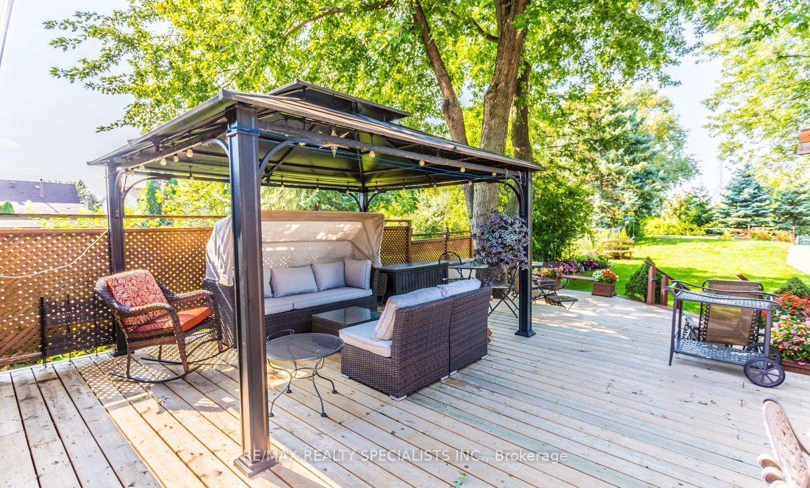 Photo 40 of 32 Falconer Drive, Mississauga, Streetsville — HOMEH