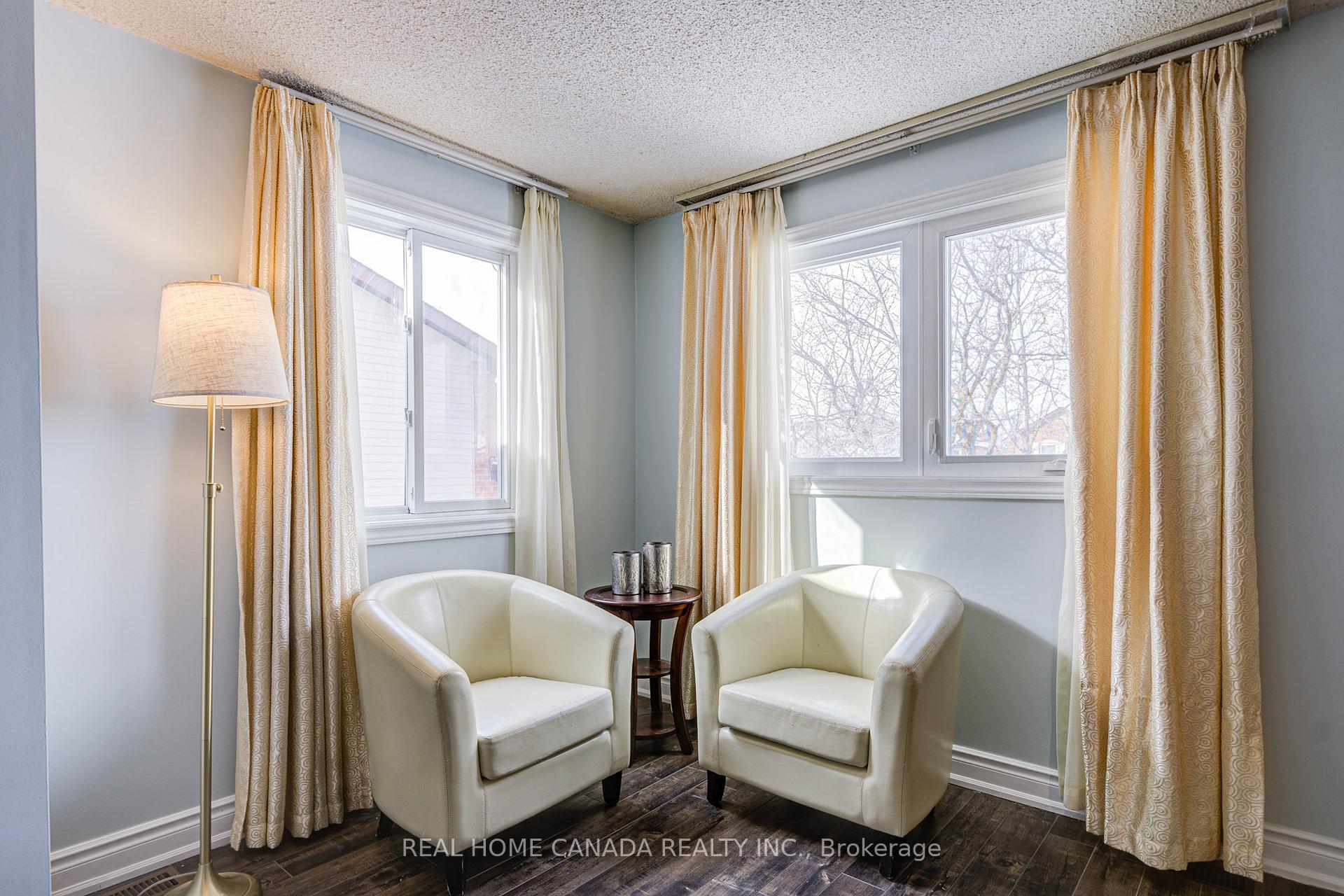 Photo 13 of 21 Hallen Road, Brampton, Fletcher's West — HOMEH