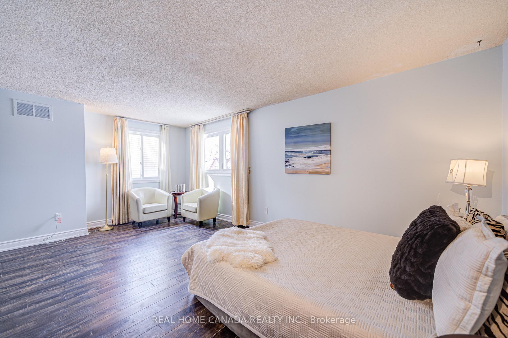 Photo 17 of 21 Hallen Road, Brampton, Fletcher's West — HOMEH