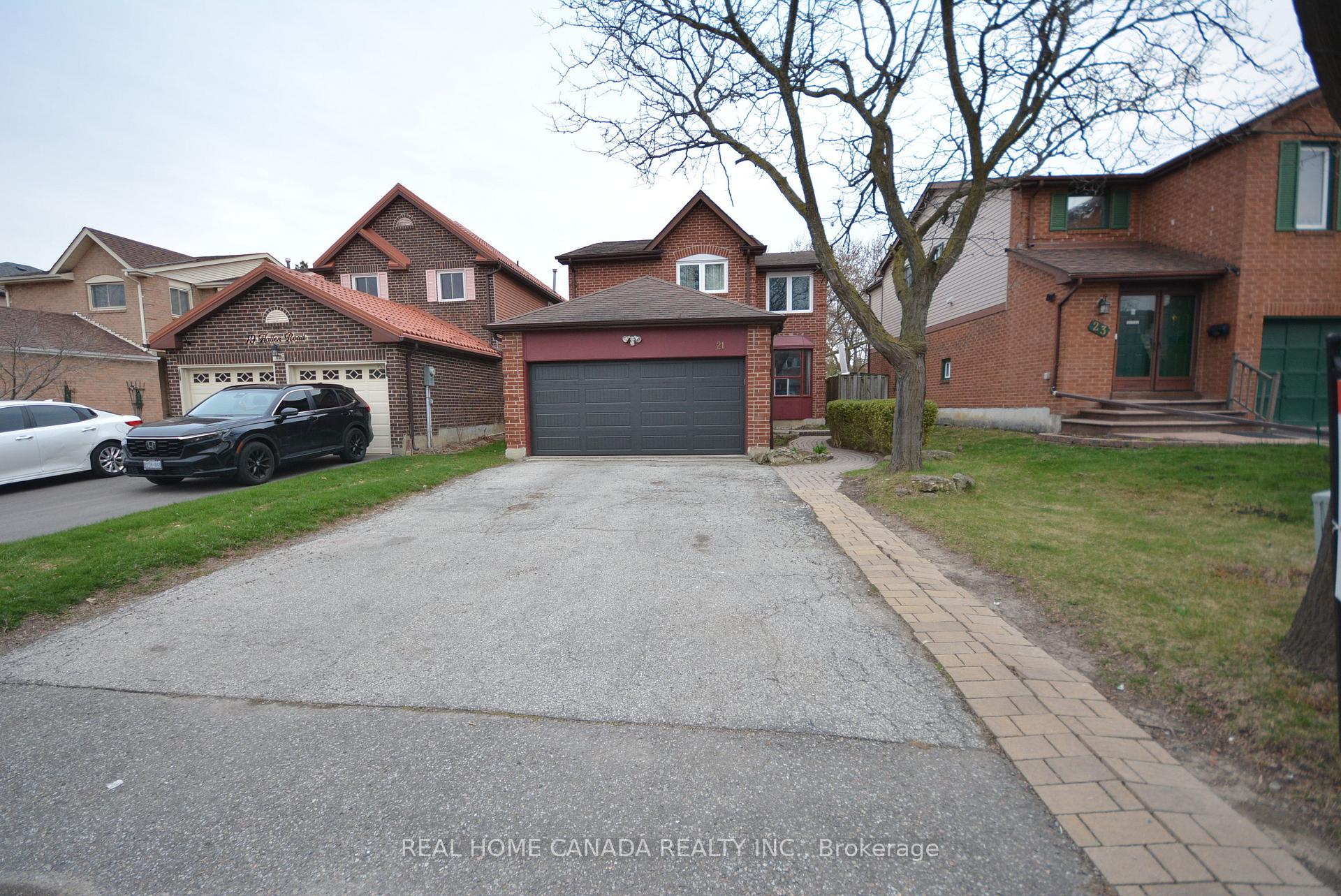 Photo 33 of 21 Hallen Road, Brampton, Fletcher's West — HOMEH