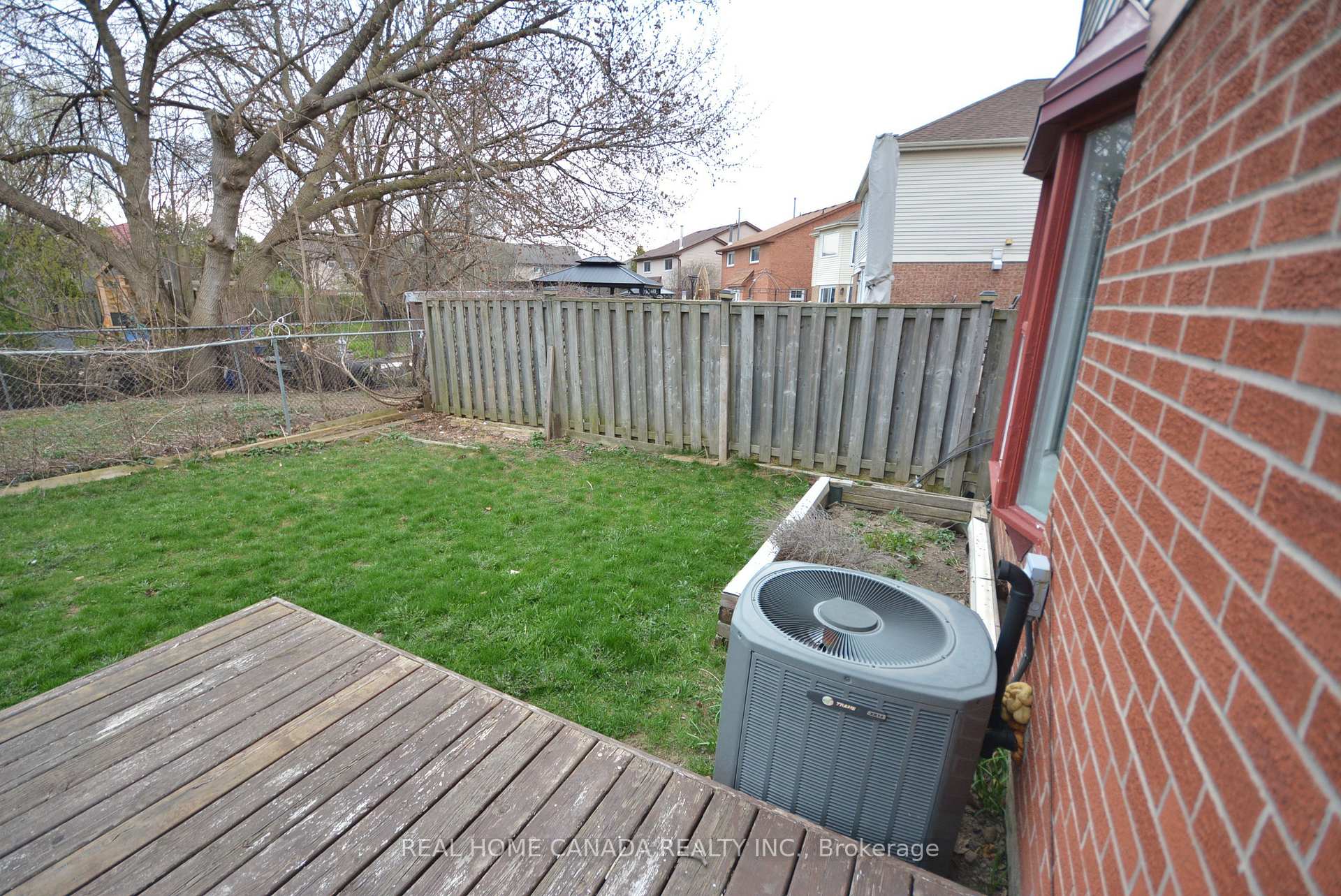 Photo 42 of 21 Hallen Road, Brampton, Fletcher's West — HOMEH