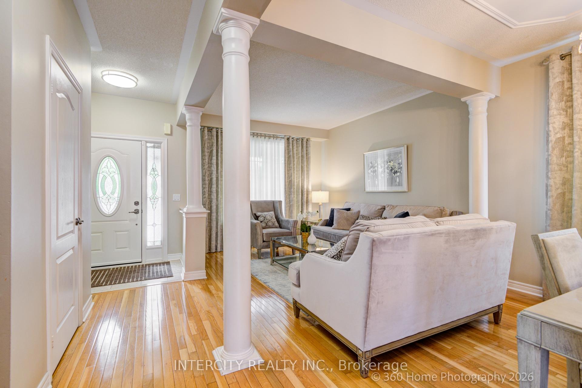 Photo 4 of 27 Modesto Crescent, Brampton, Bram East — HOMEH