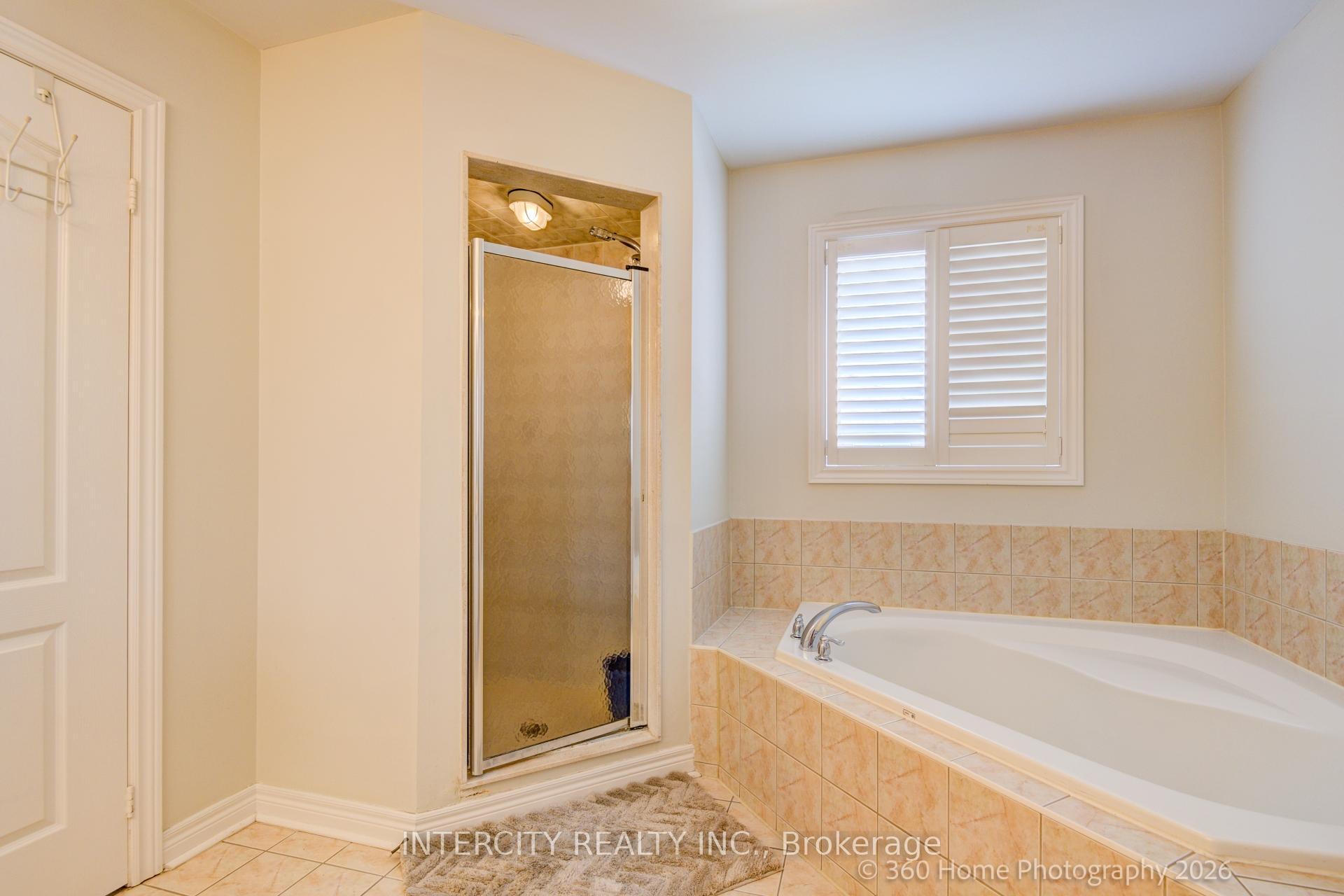 Photo 16 of 27 Modesto Crescent, Brampton, Bram East — HOMEH