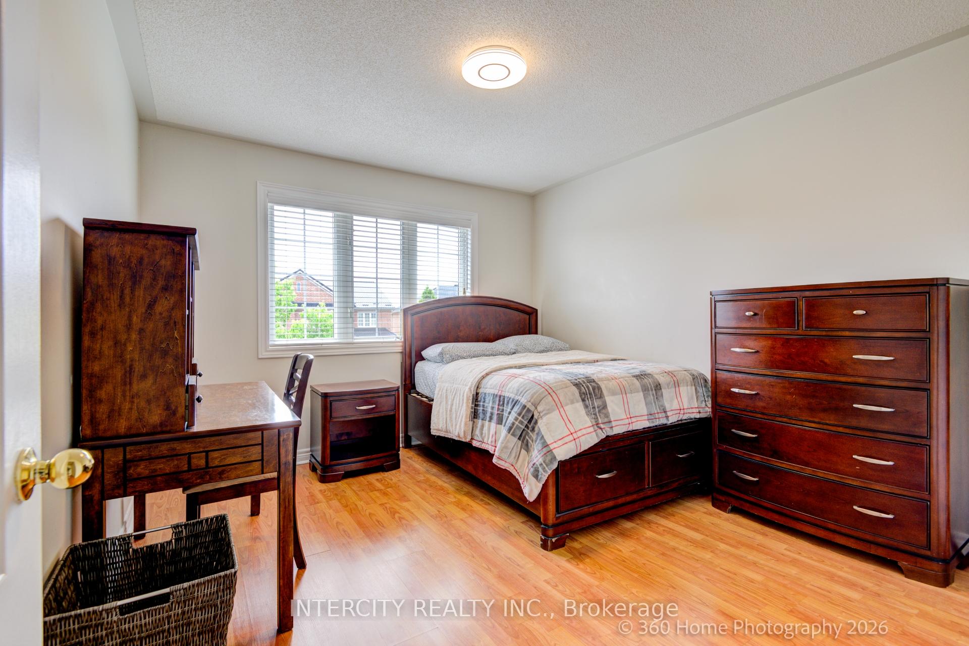 Photo 17 of 27 Modesto Crescent, Brampton, Bram East — HOMEH