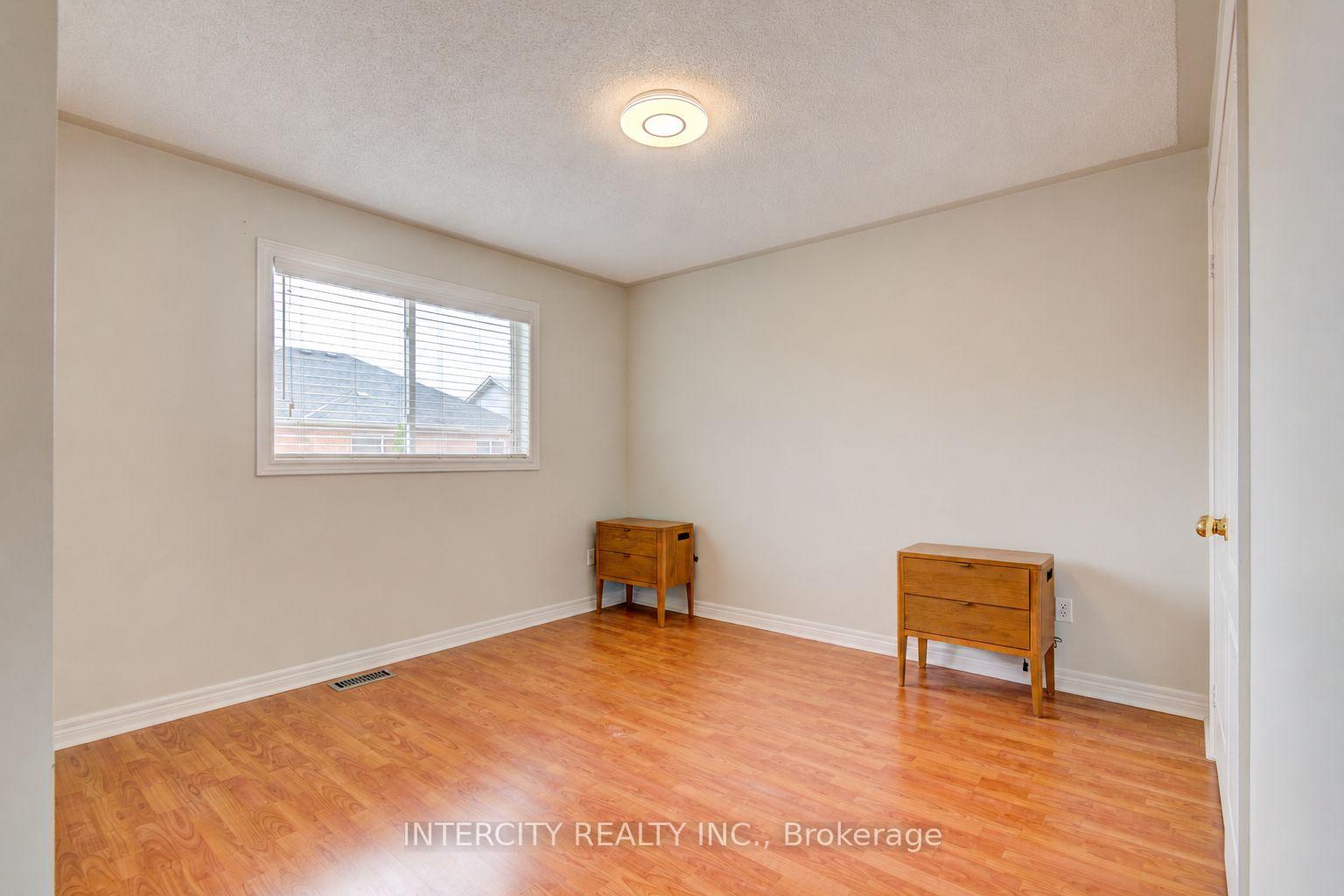 Photo 20 of 27 Modesto Crescent, Brampton, Bram East — HOMEH