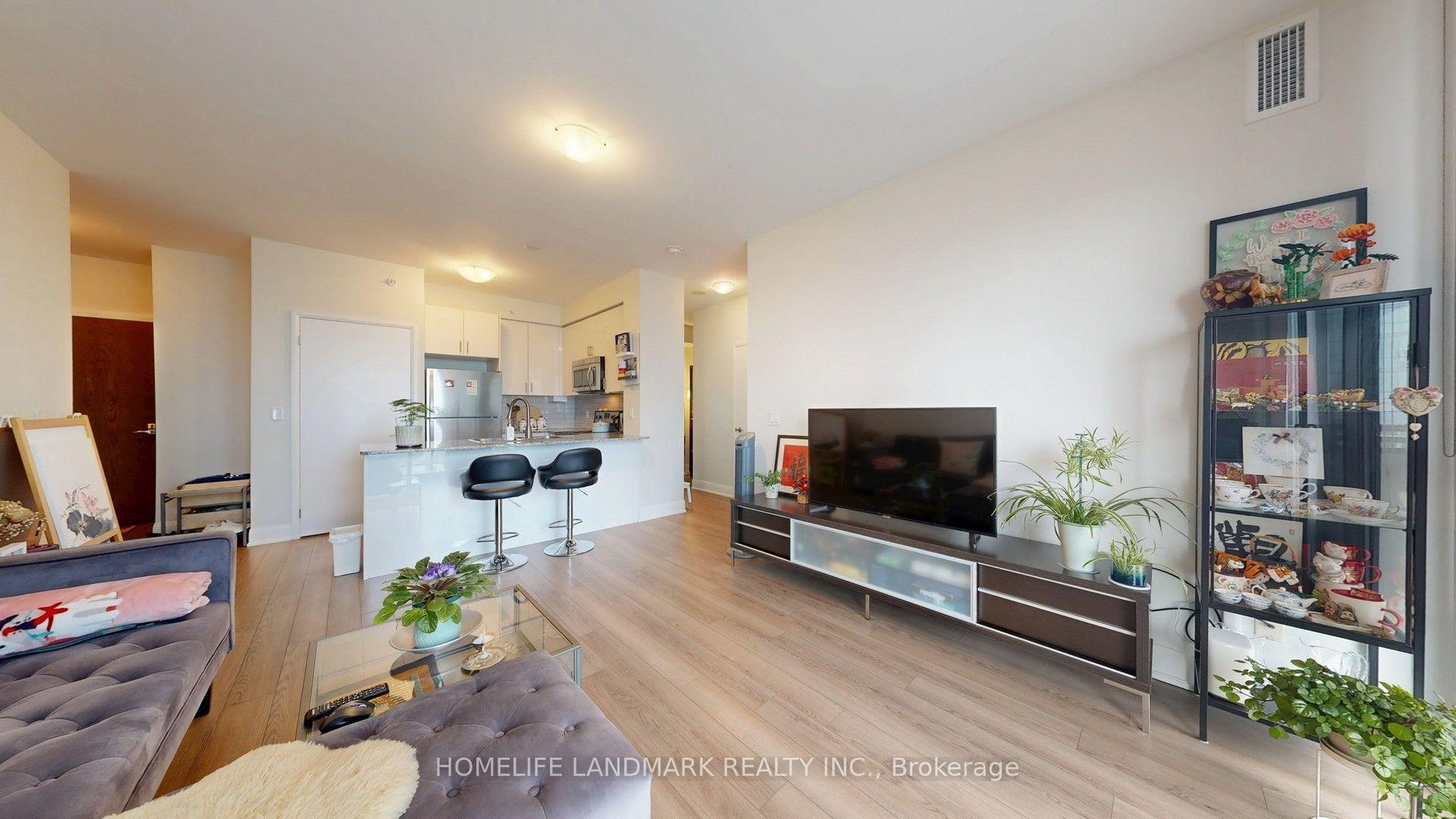 Photo 9 of Unit 2205, 2900 Highway 7 Road, Vaughan, Concord — HOMEH