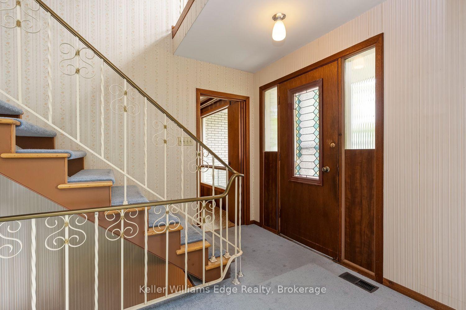 Photo 5 of 5197 Cherryhill Crescent, Burlington, Appleby — HOMEH
