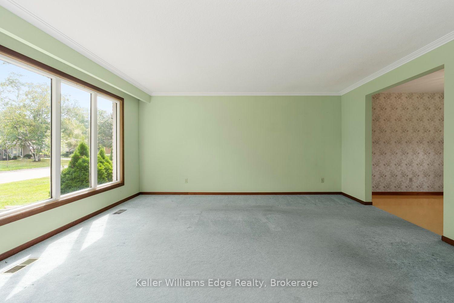 Photo 7 of 5197 Cherryhill Crescent, Burlington, Appleby — HOMEH