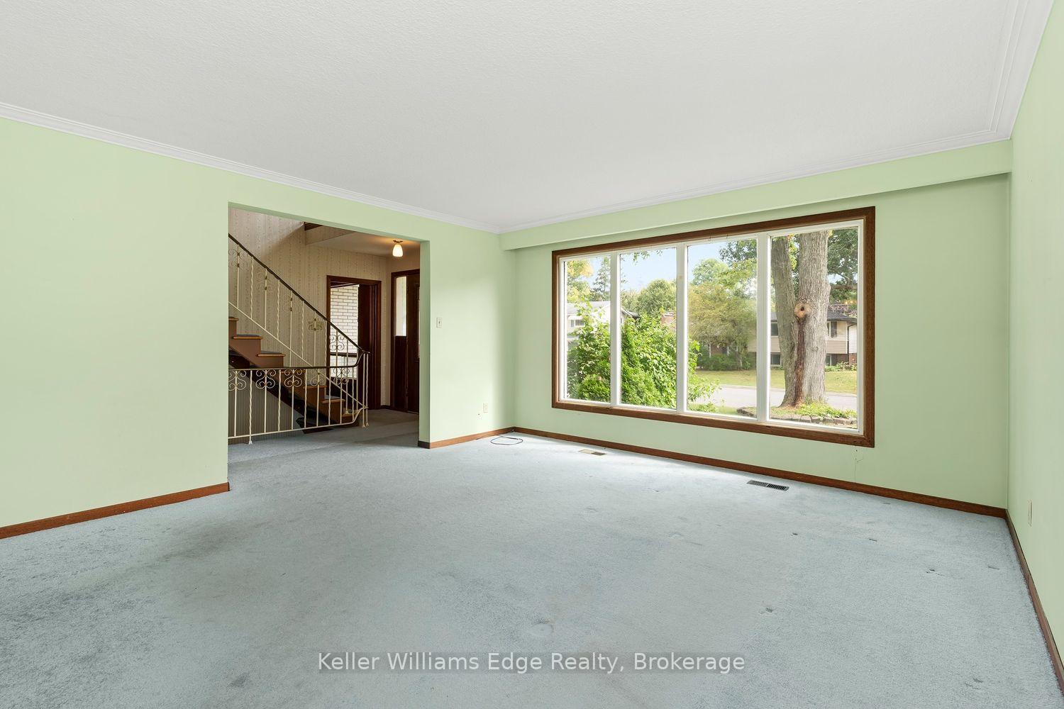 Photo 8 of 5197 Cherryhill Crescent, Burlington, Appleby — HOMEH