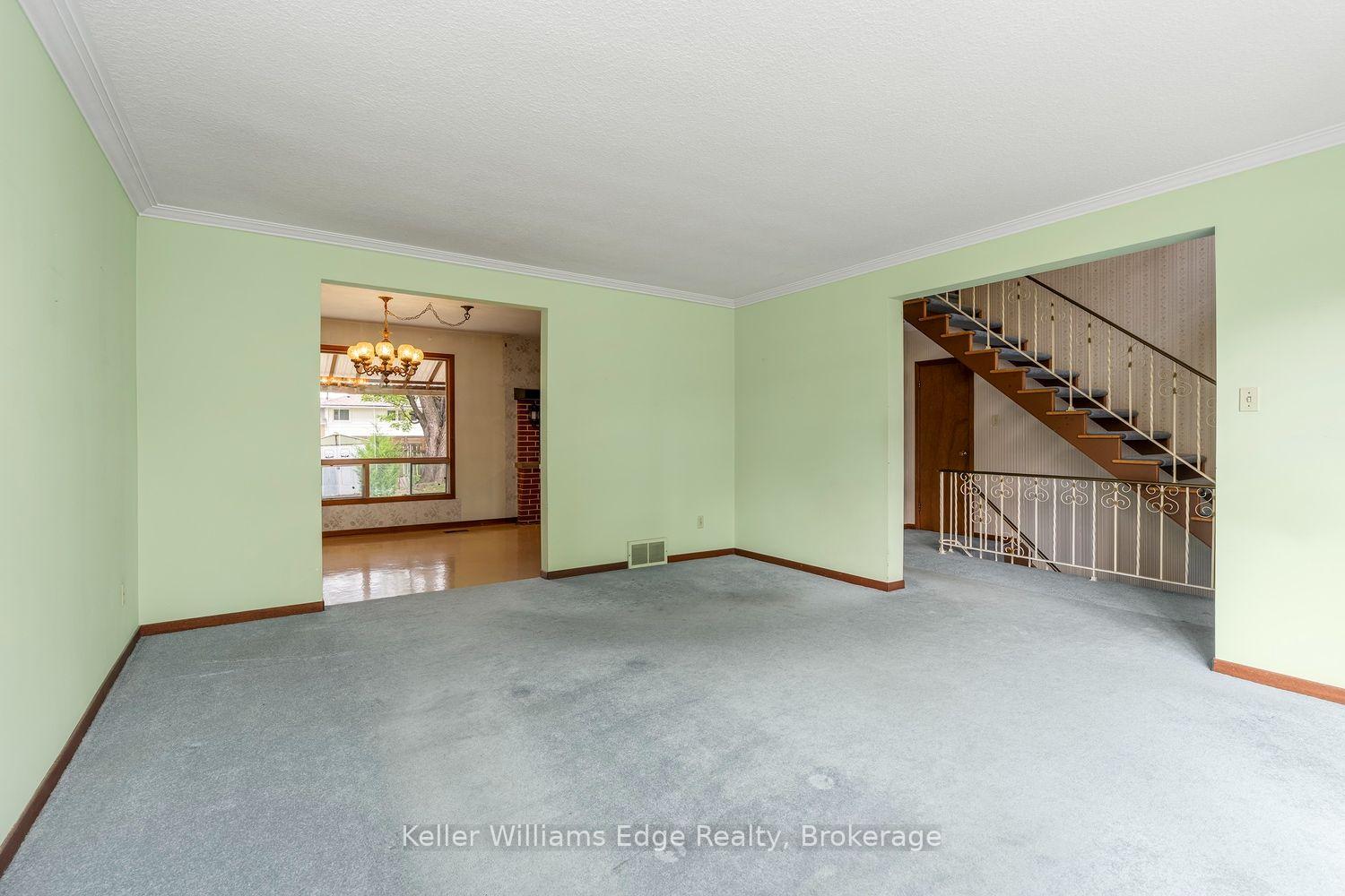 Photo 9 of 5197 Cherryhill Crescent, Burlington, Appleby — HOMEH