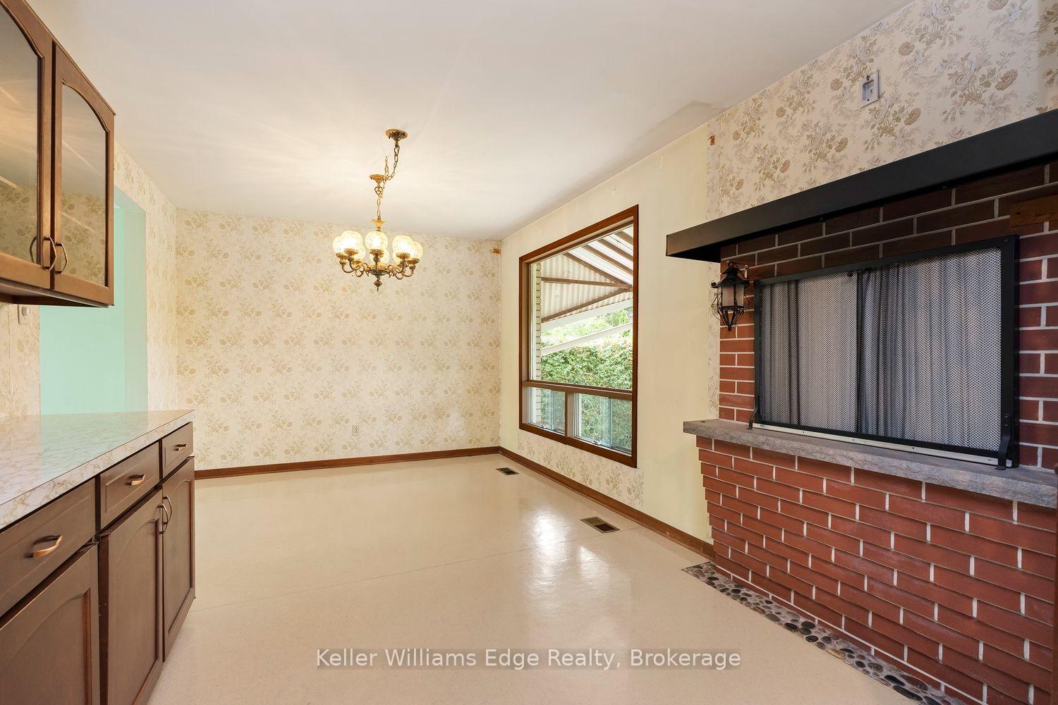 Photo 11 of 5197 Cherryhill Crescent, Burlington, Appleby — HOMEH