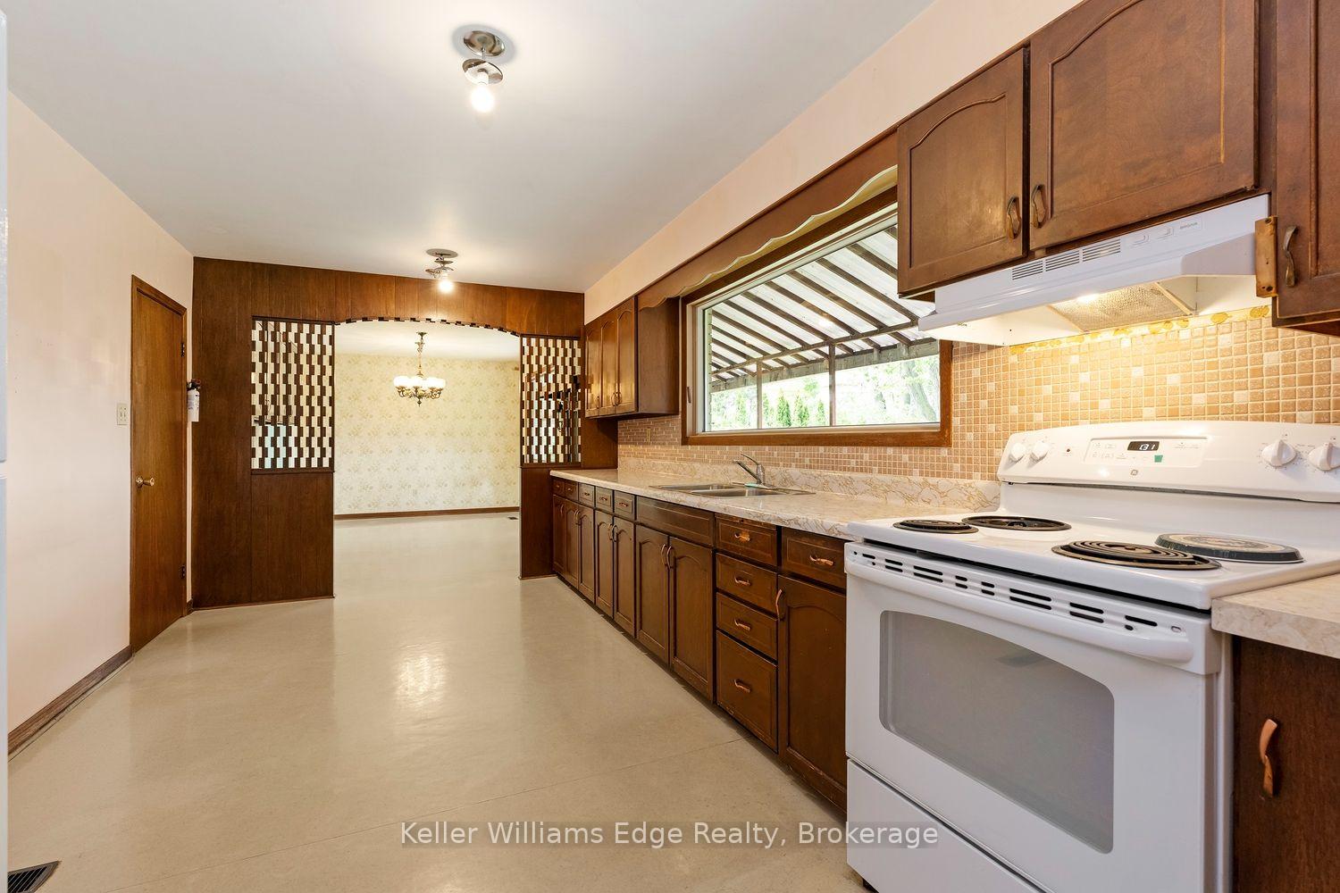 Photo 13 of 5197 Cherryhill Crescent, Burlington, Appleby — HOMEH