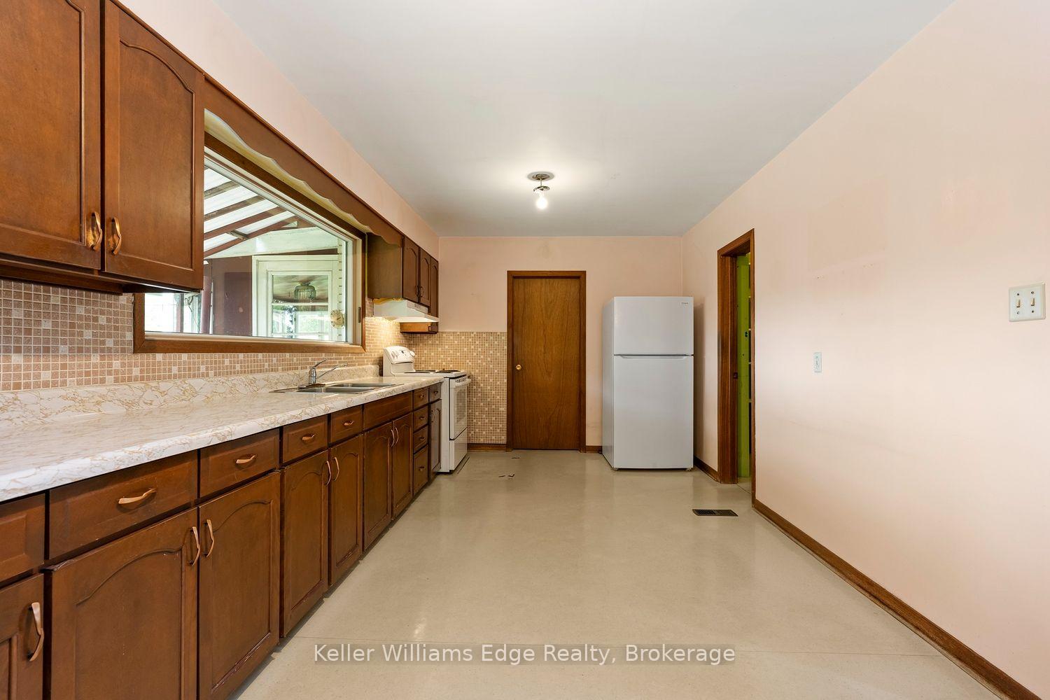 Photo 14 of 5197 Cherryhill Crescent, Burlington, Appleby — HOMEH