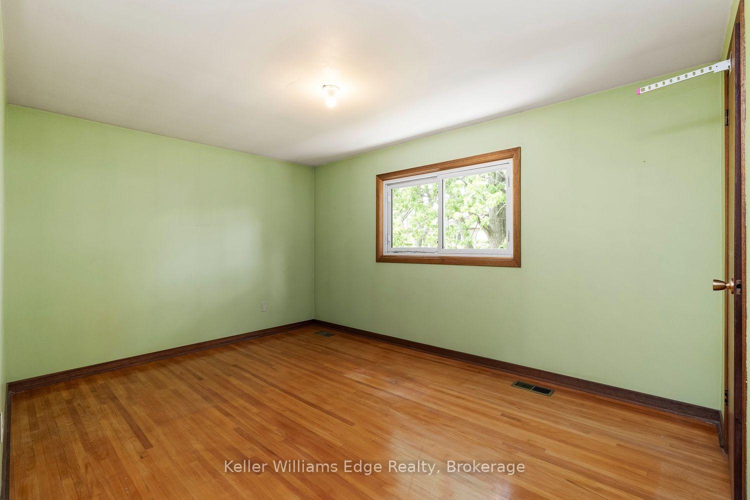 Photo 27 of 5197 Cherryhill Crescent, Burlington, Appleby — HOMEH