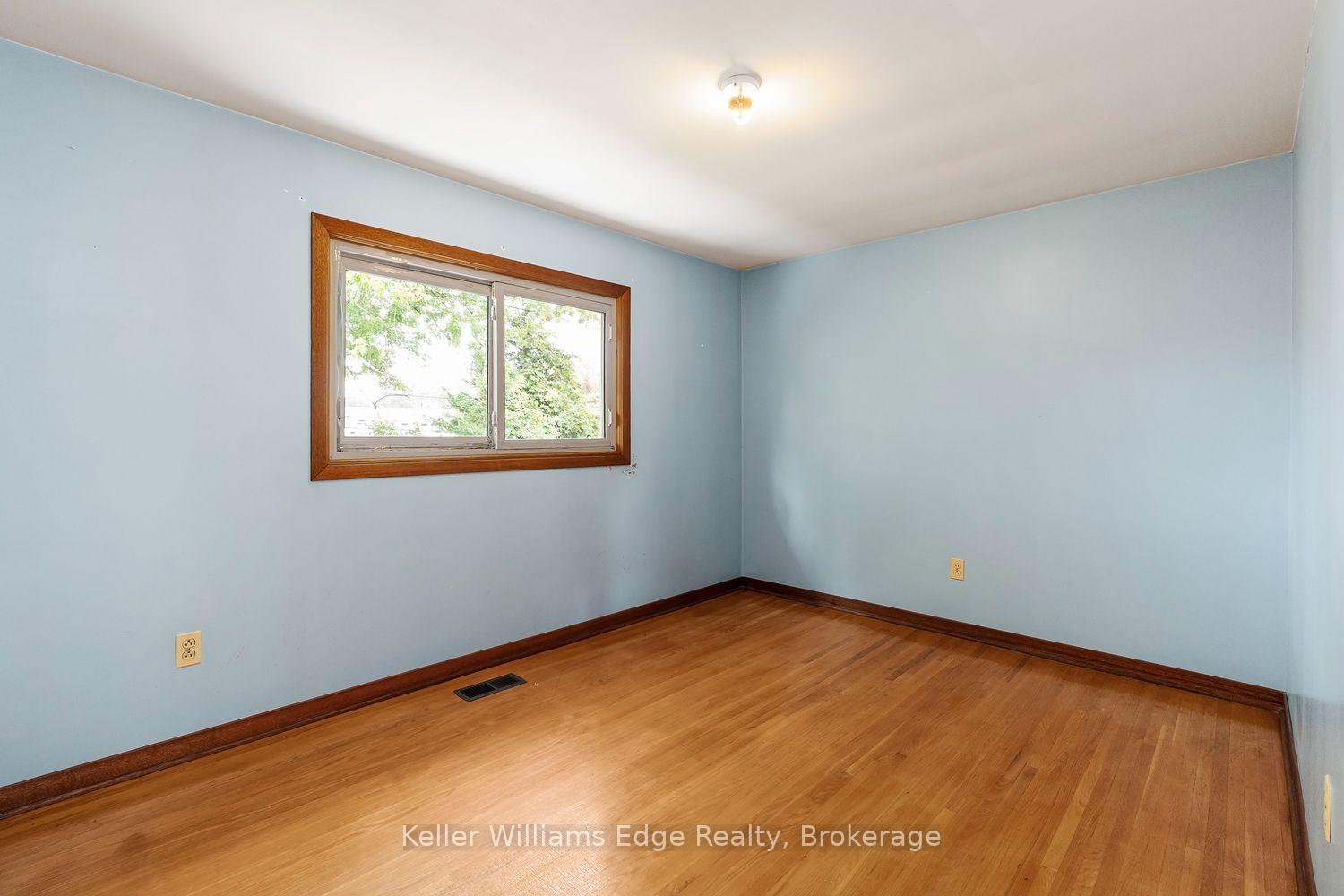 Photo 28 of 5197 Cherryhill Crescent, Burlington, Appleby — HOMEH