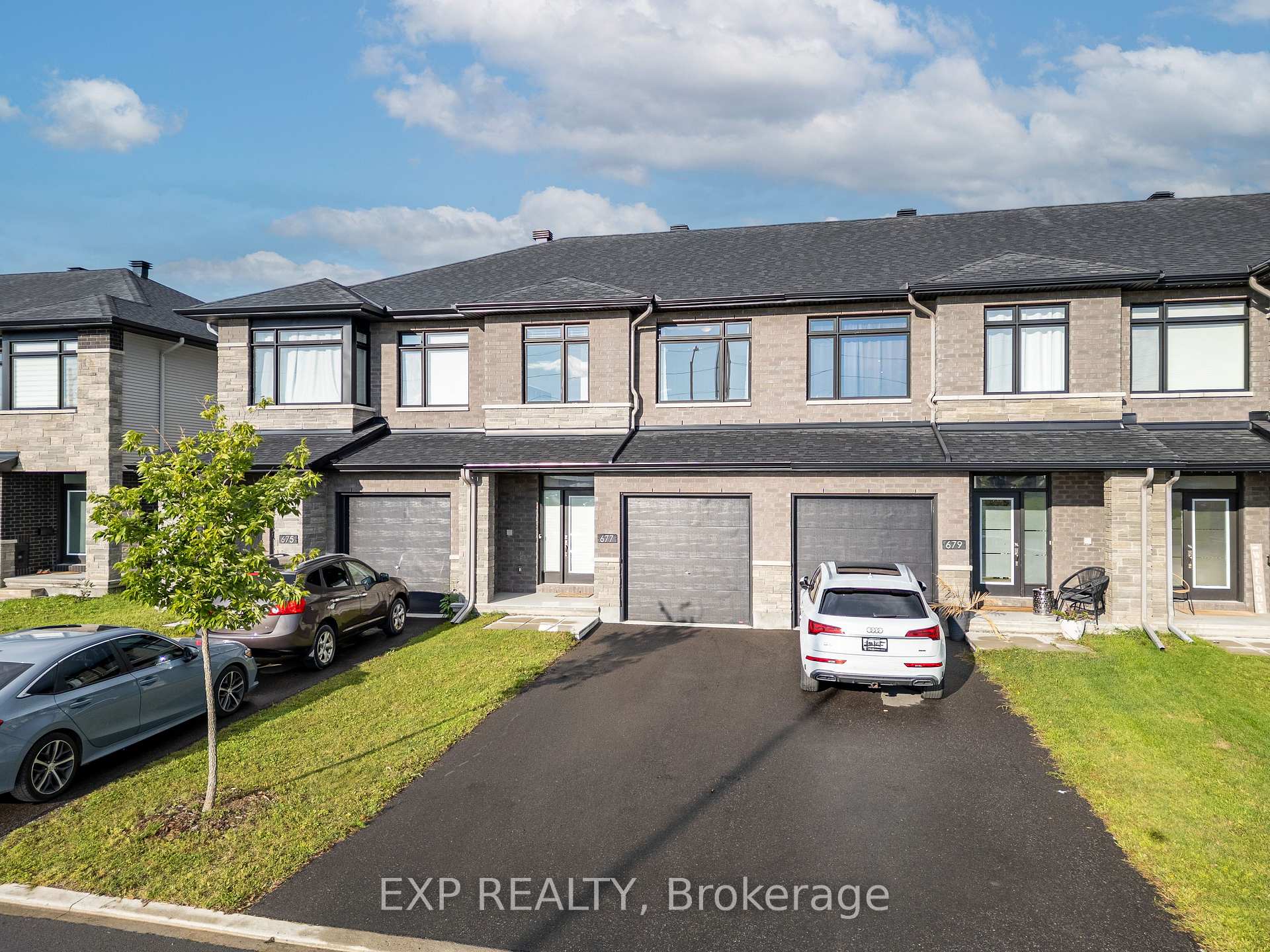 Photo 2 of 677 Cordelette Circle, Ottawa, Mer Bleue/Bradley Estates/Anderson Park — HOMEH