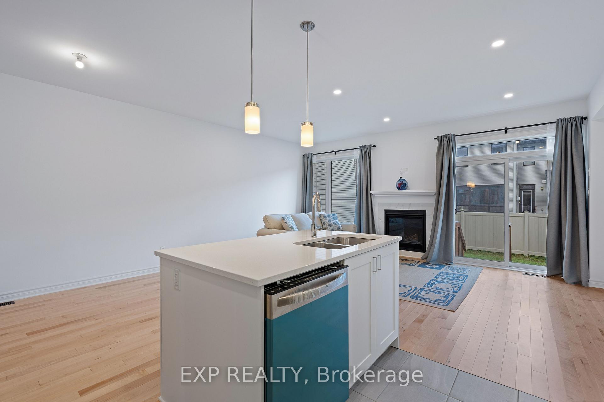 Photo 14 of 677 Cordelette Circle, Ottawa, Mer Bleue/Bradley Estates/Anderson Park — HOMEH