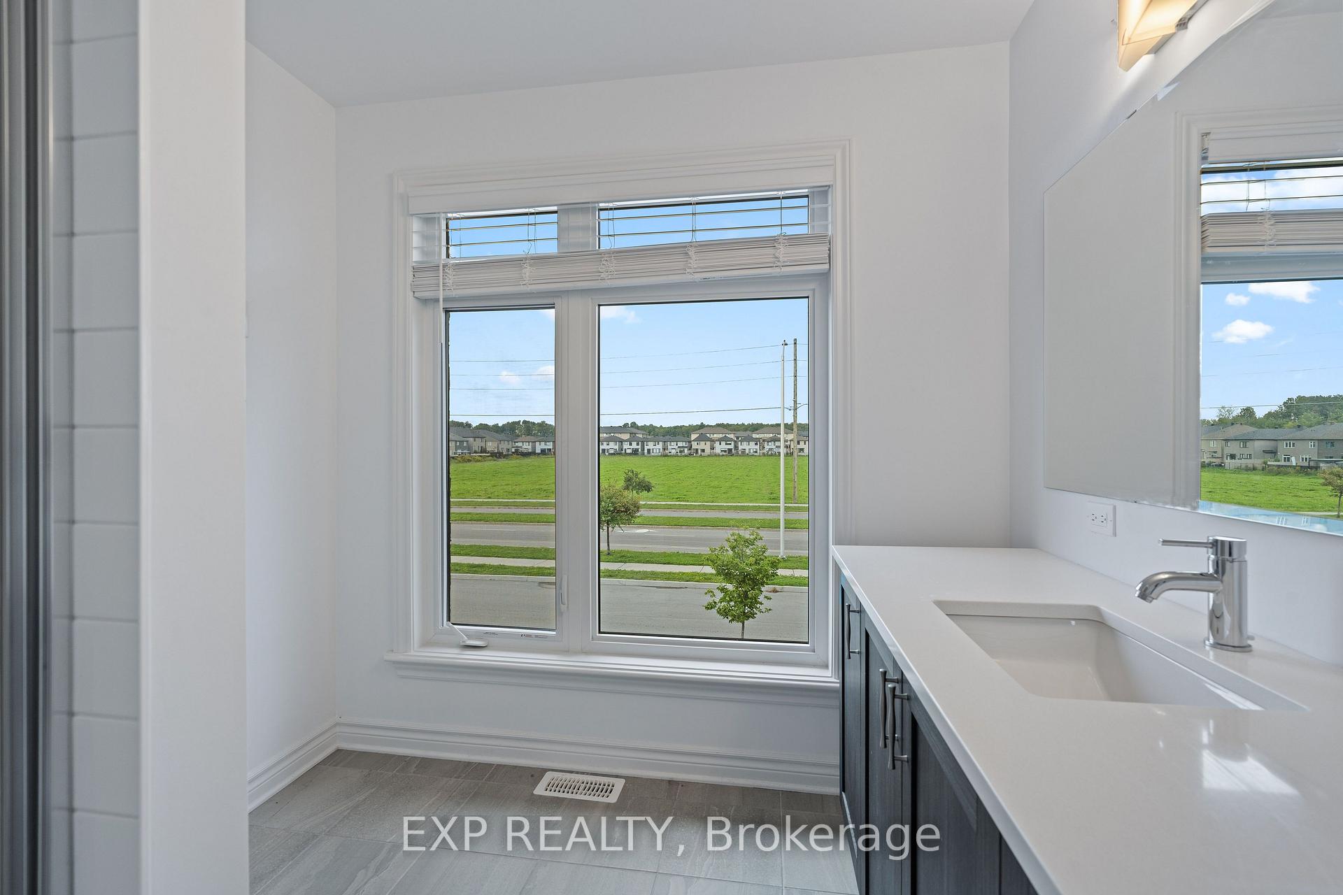 Photo 20 of 677 Cordelette Circle, Ottawa, Mer Bleue/Bradley Estates/Anderson Park — HOMEH