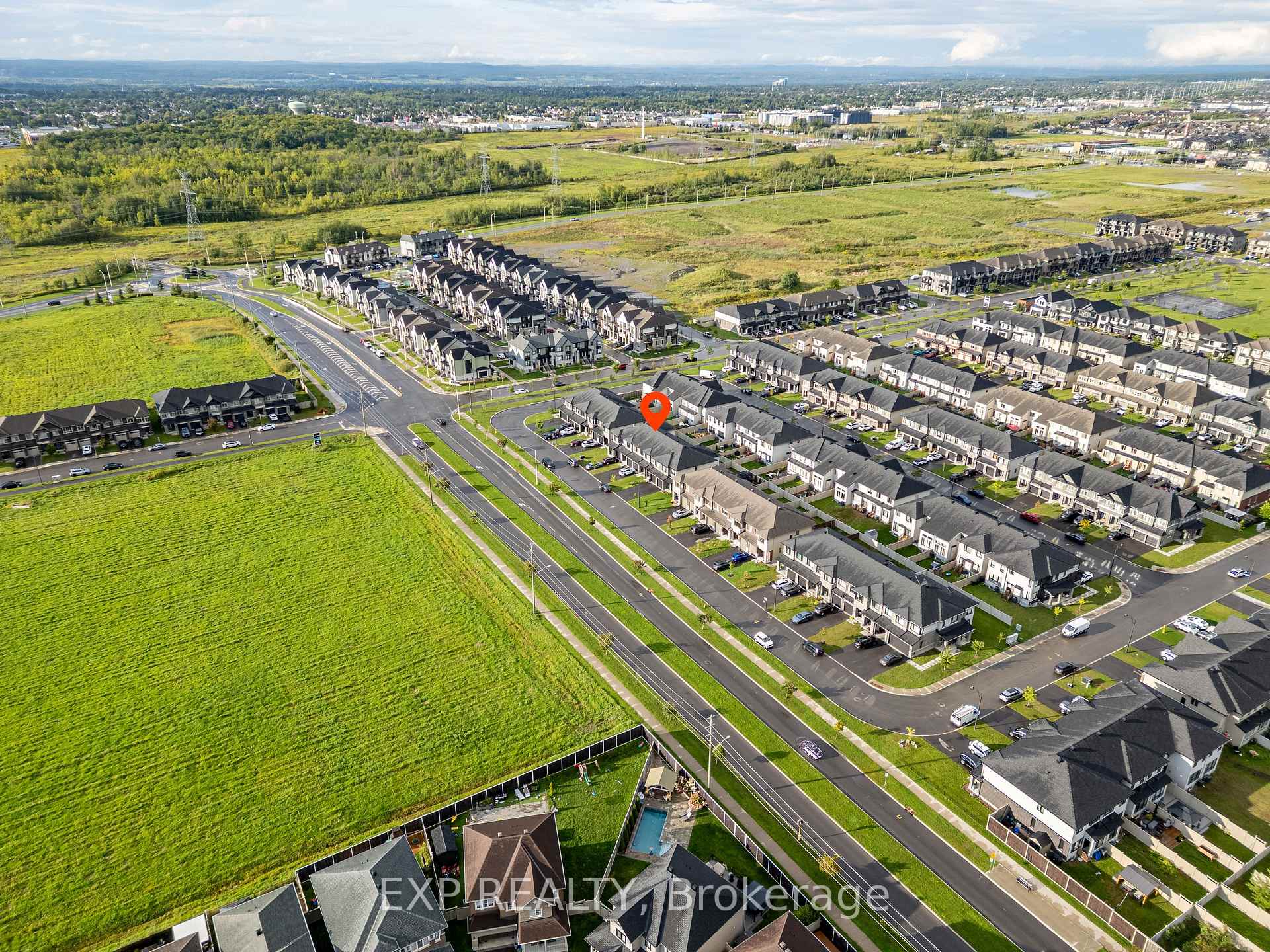 Photo 33 of 677 Cordelette Circle, Ottawa, Mer Bleue/Bradley Estates/Anderson Park — HOMEH