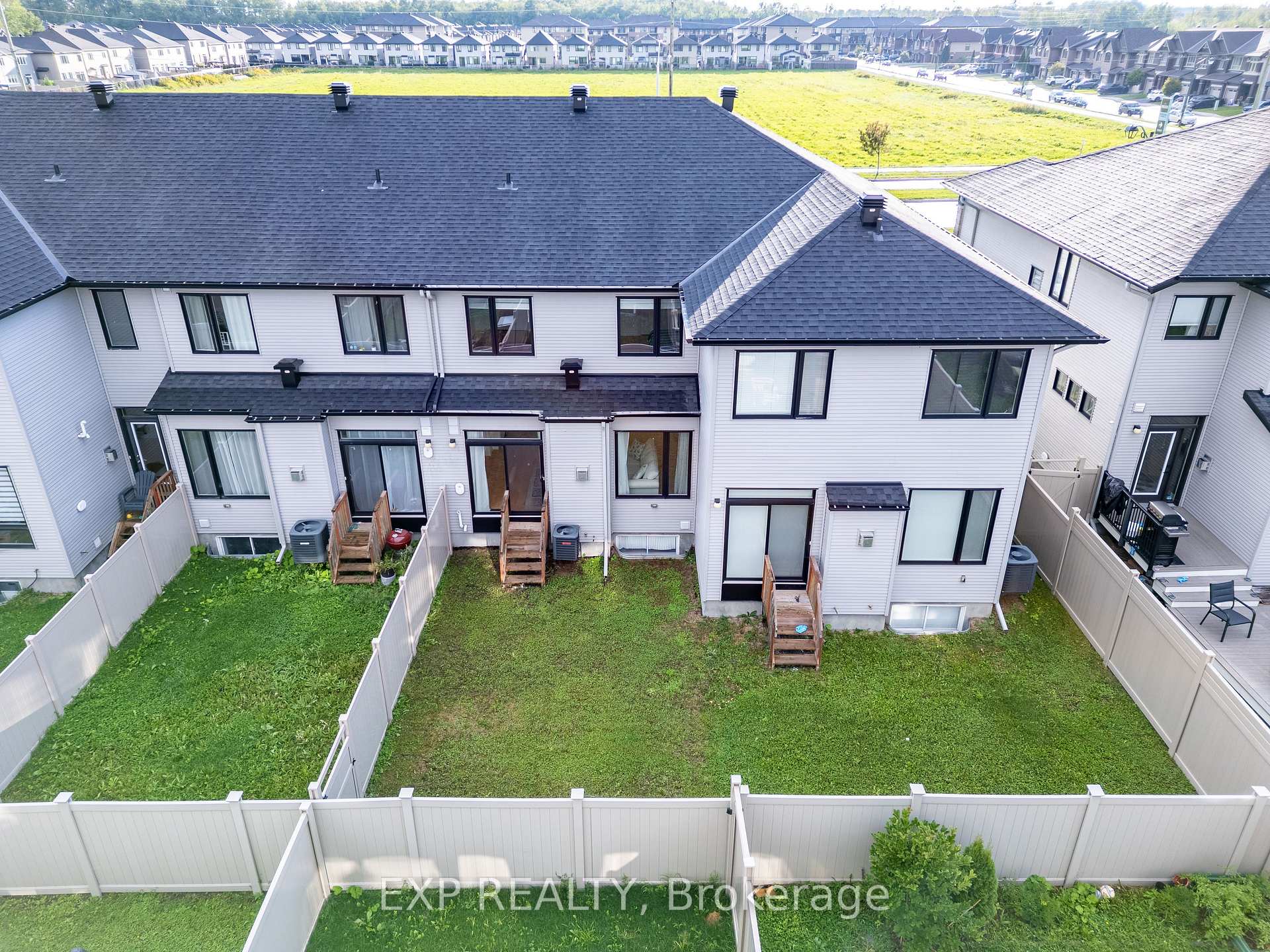 Photo 34 of 677 Cordelette Circle, Ottawa, Mer Bleue/Bradley Estates/Anderson Park — HOMEH