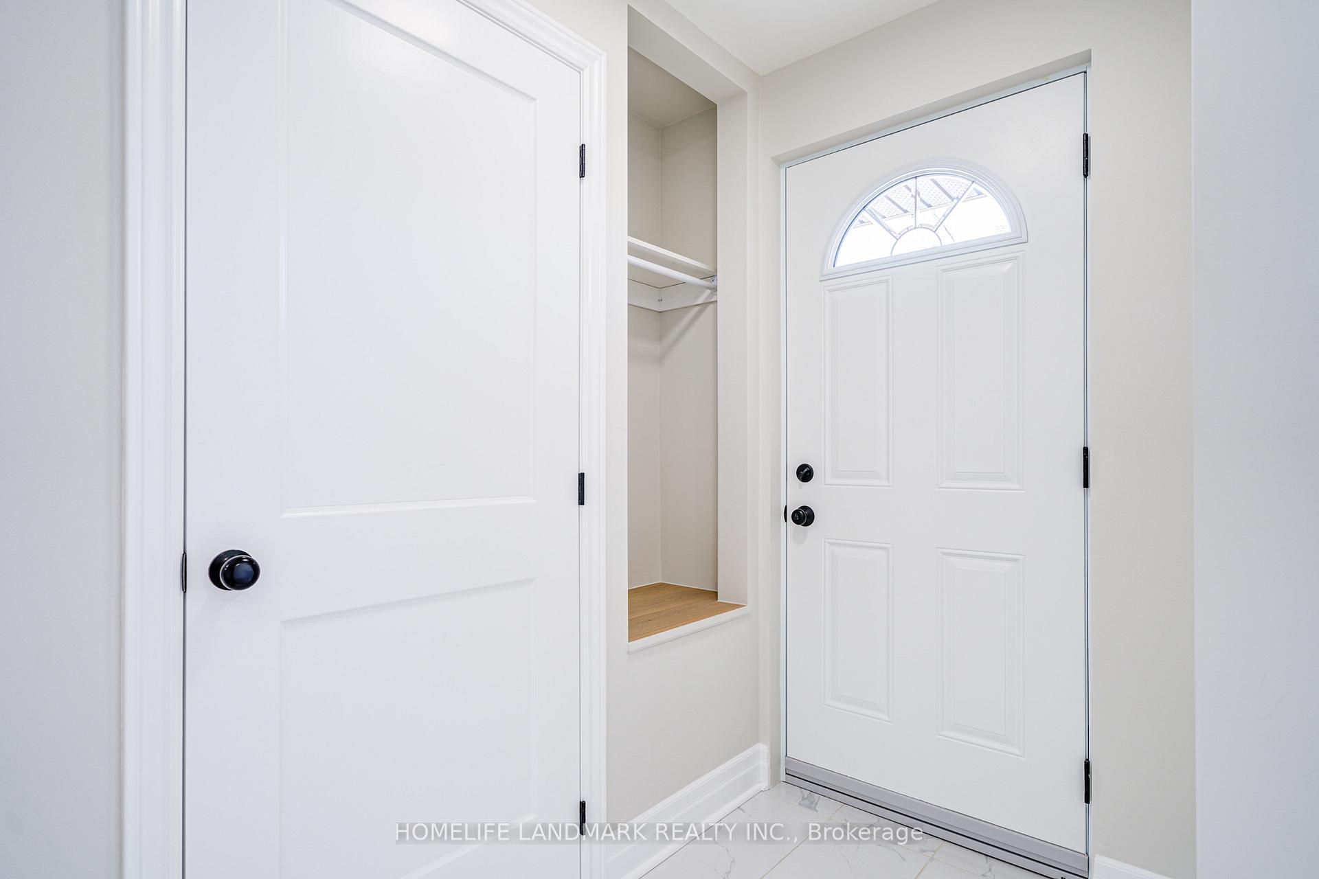 Photo 10 of 64 Laurel Avenue, Scarborough, Kennedy Park — HOMEH