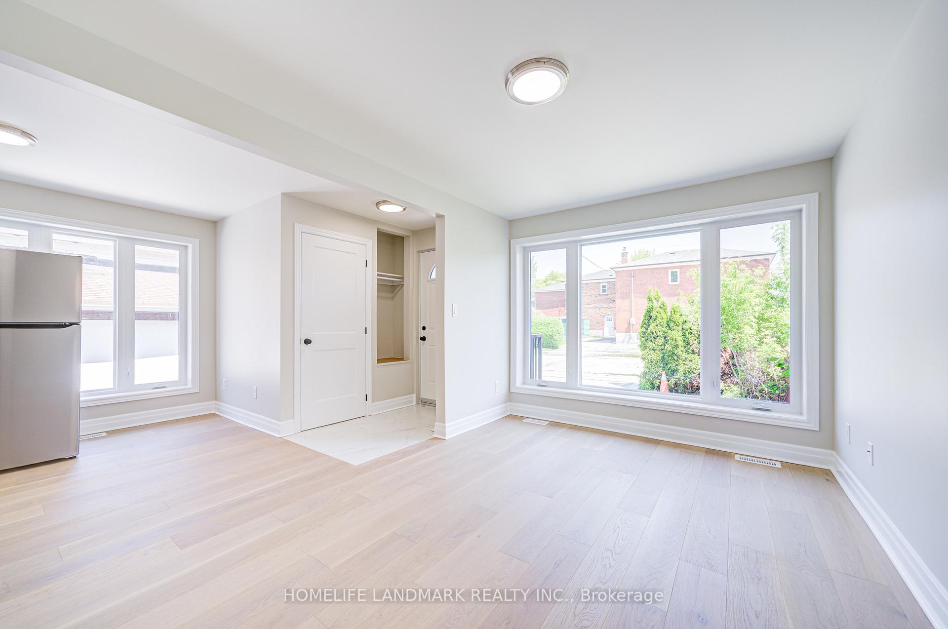 Photo 15 of 64 Laurel Avenue, Scarborough, Kennedy Park — HOMEH