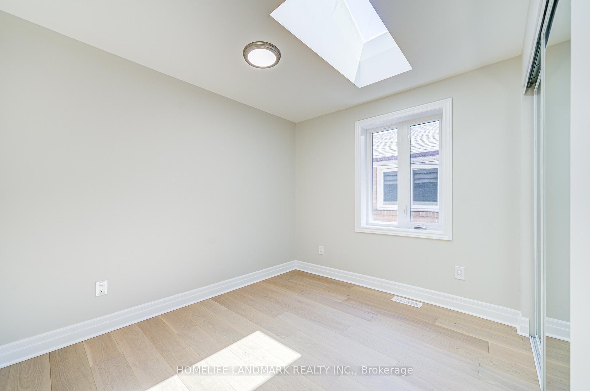 Photo 20 of 64 Laurel Avenue, Scarborough, Kennedy Park — HOMEH